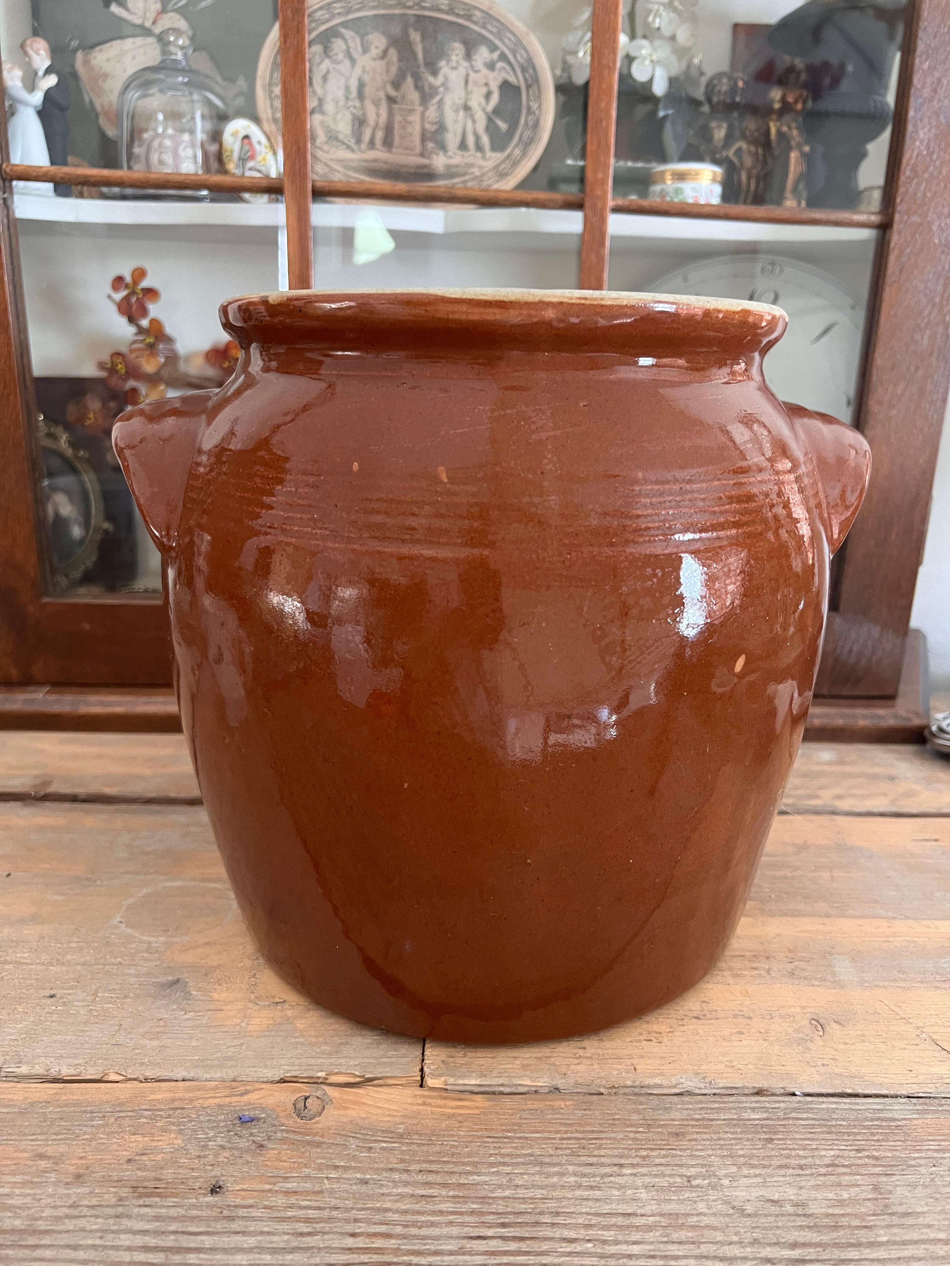 Large brown pot