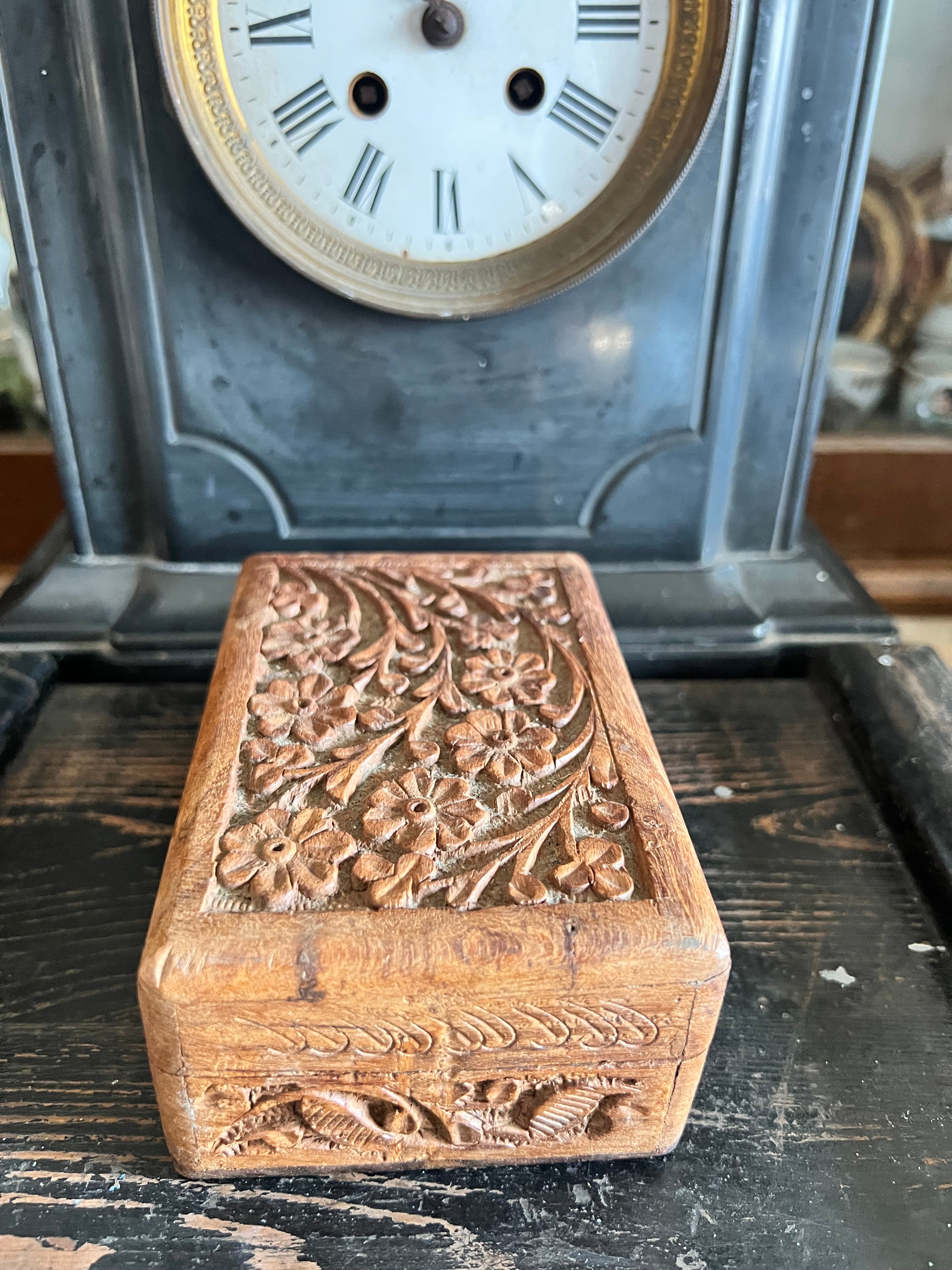 Indiaas opbergdoosje van hout