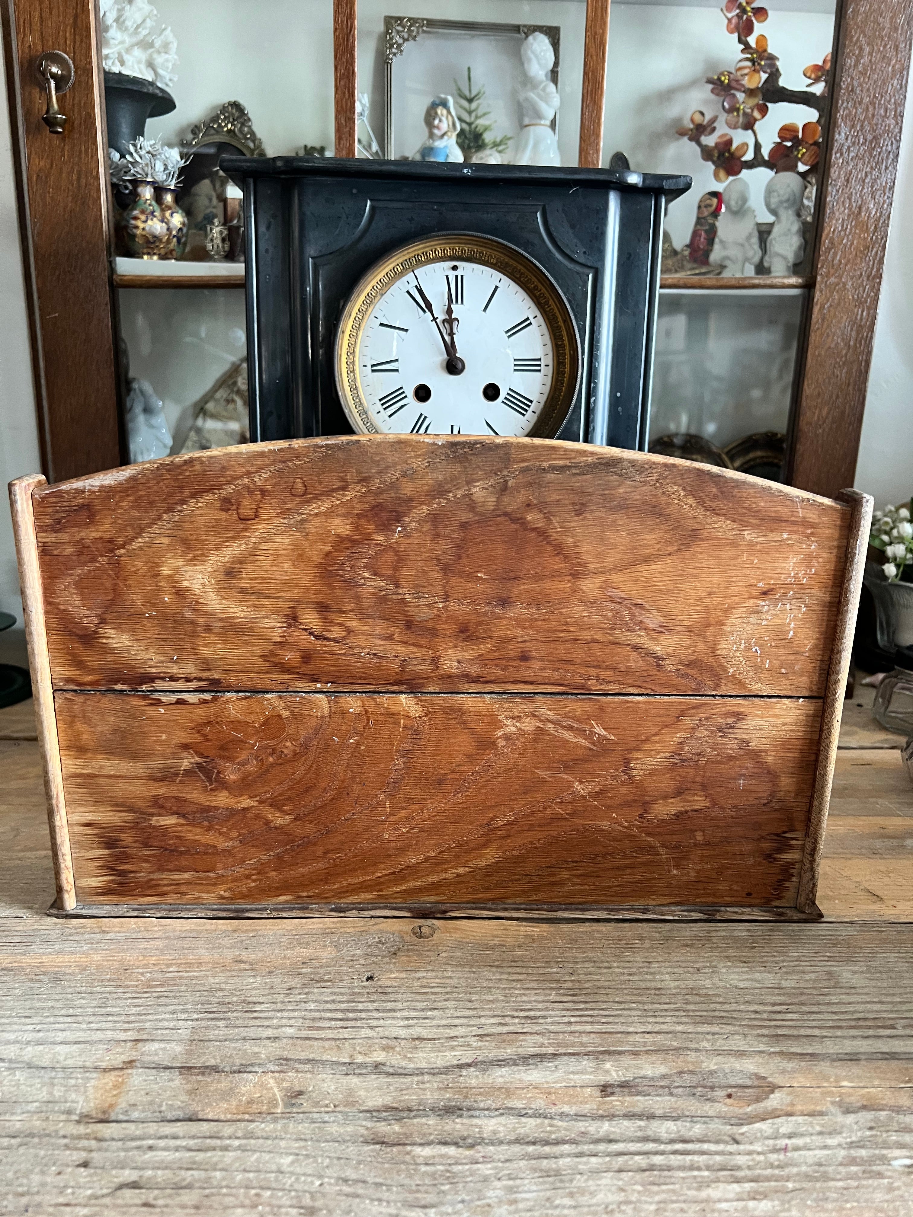 Art Deco brievenhouder van eikenhout