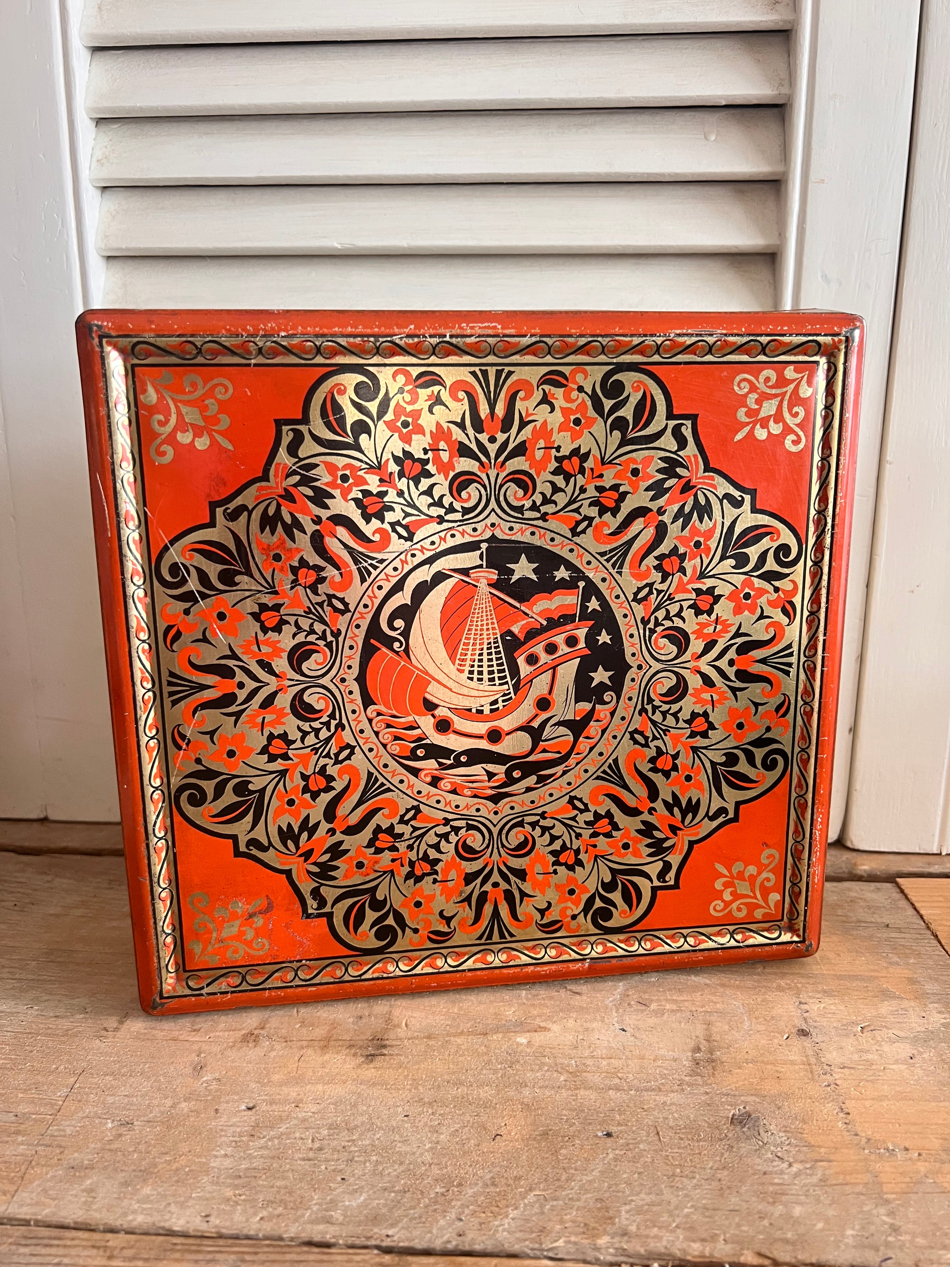 Art Deco koekblik, Verkade koekblik, retro koekblik, vintage koekblik, koekblik oranje zwart, koekblik met schip, metalen koekblik, decoratief koekblik, verzamelobject koekblik