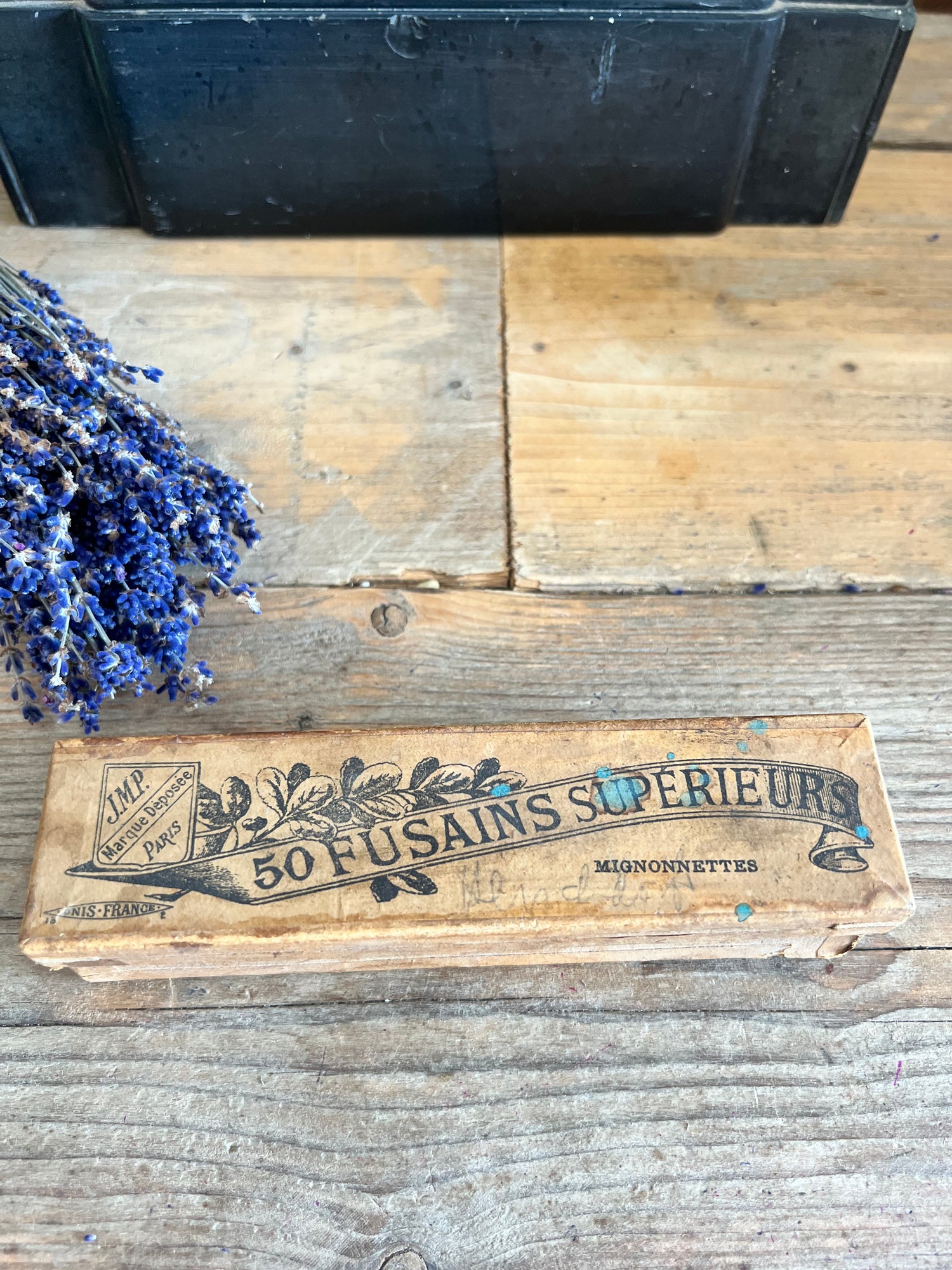 "50 Fusains Superieurs" vintage verpakking