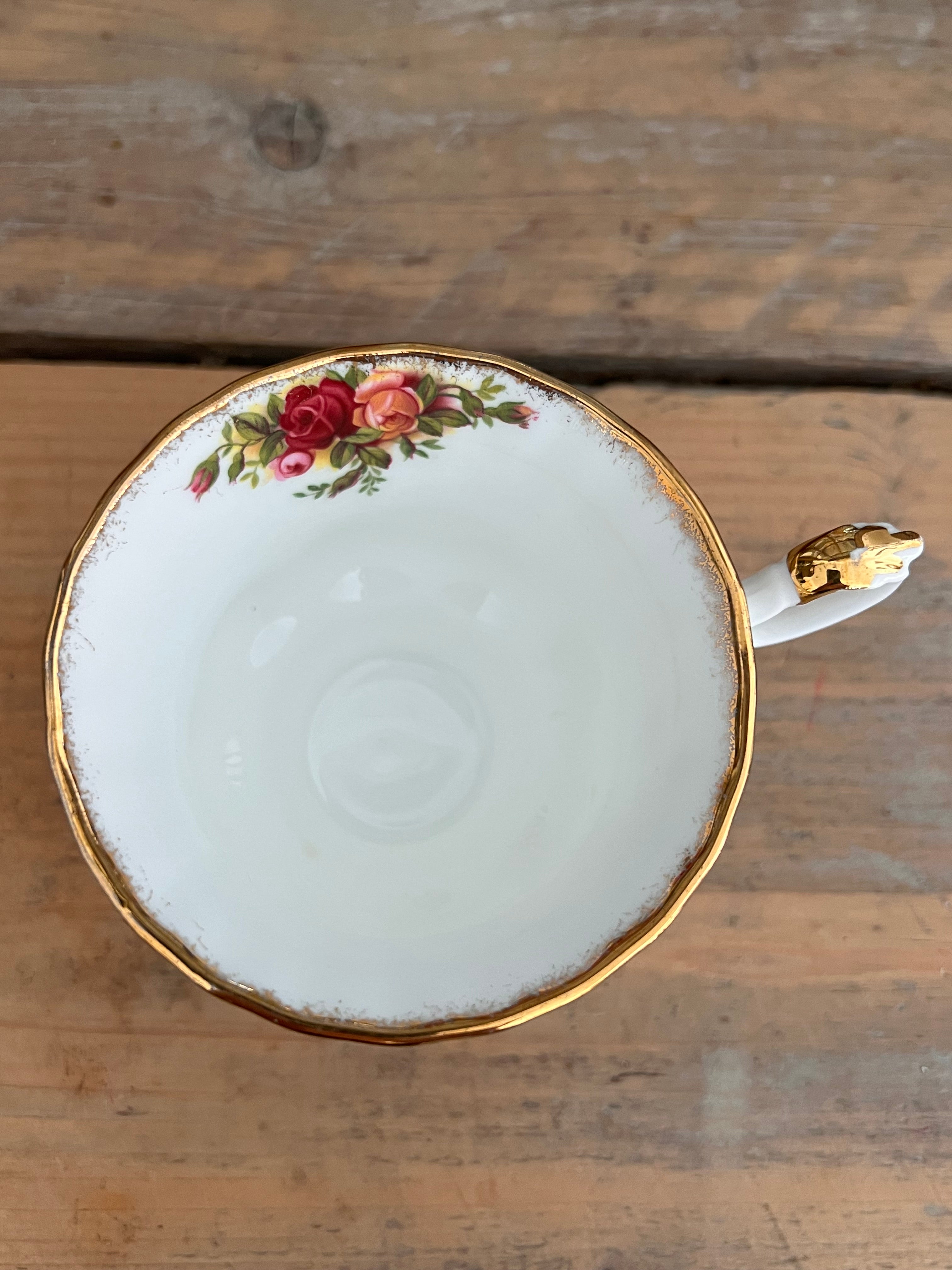 Kop en Schotel Old Country Roses