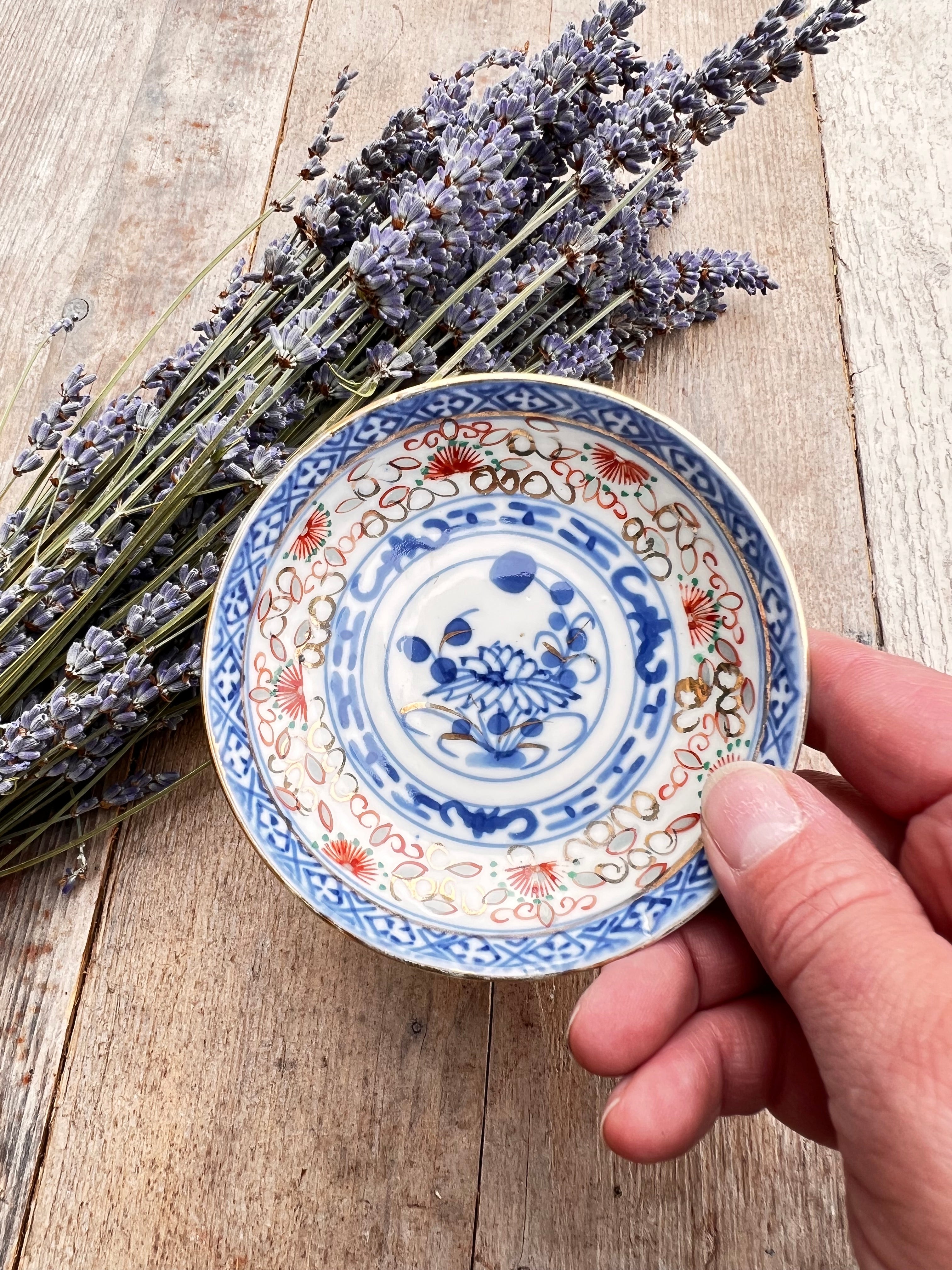 Chinees schoteltje van rice lace porselein - Wanyu