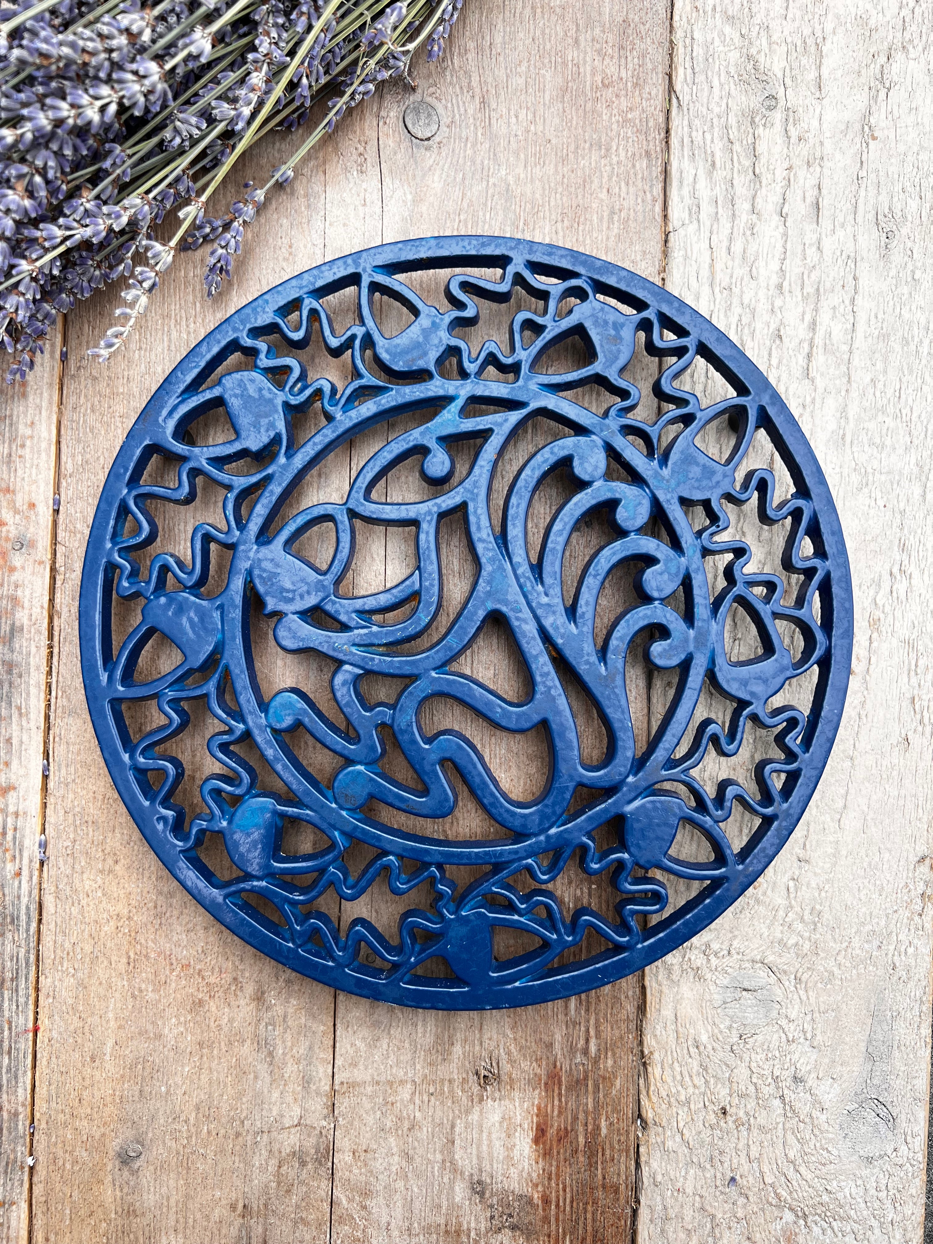 Franse onderzetter van gietijzer - donkerblauw, eekhoorn