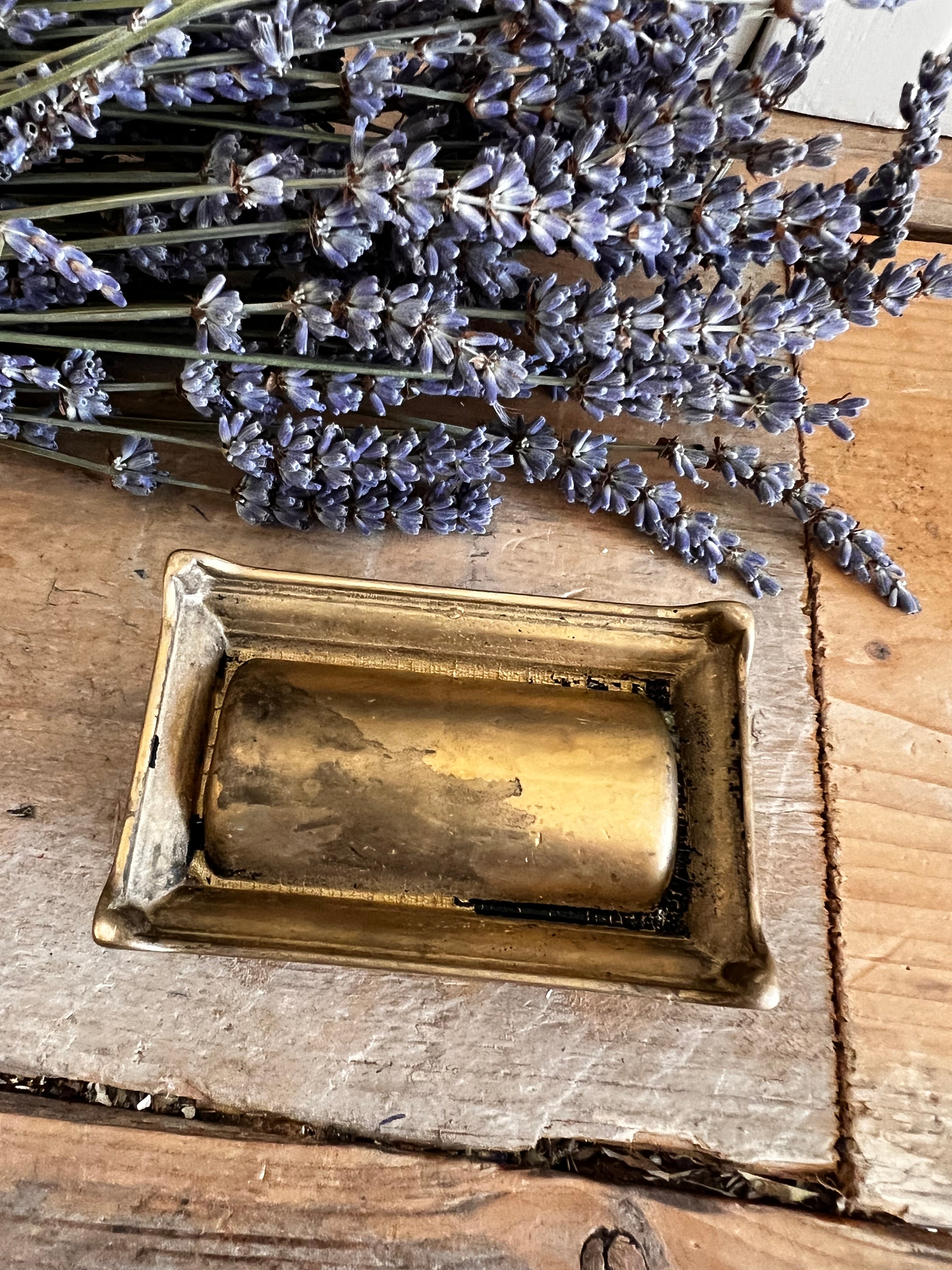 Messing postzegeldoosje "Zonnebloemen" Art Nouveau stijl