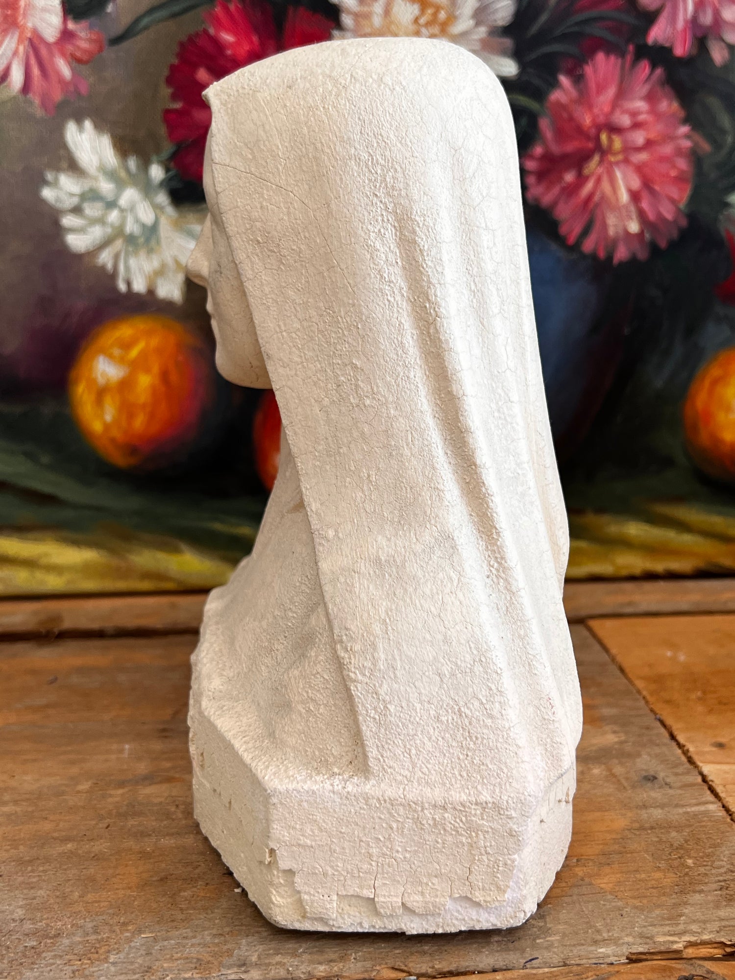  antiek borstbeeld Theresia de Lisieux, gipsen borstbeeld Theresia, religieus antiek beeld, Theresia de Lisieux kunstwerk, vintage religieus beeld, antiek gipsen beeld, collector’s item Theresia, religieuze decoratie.