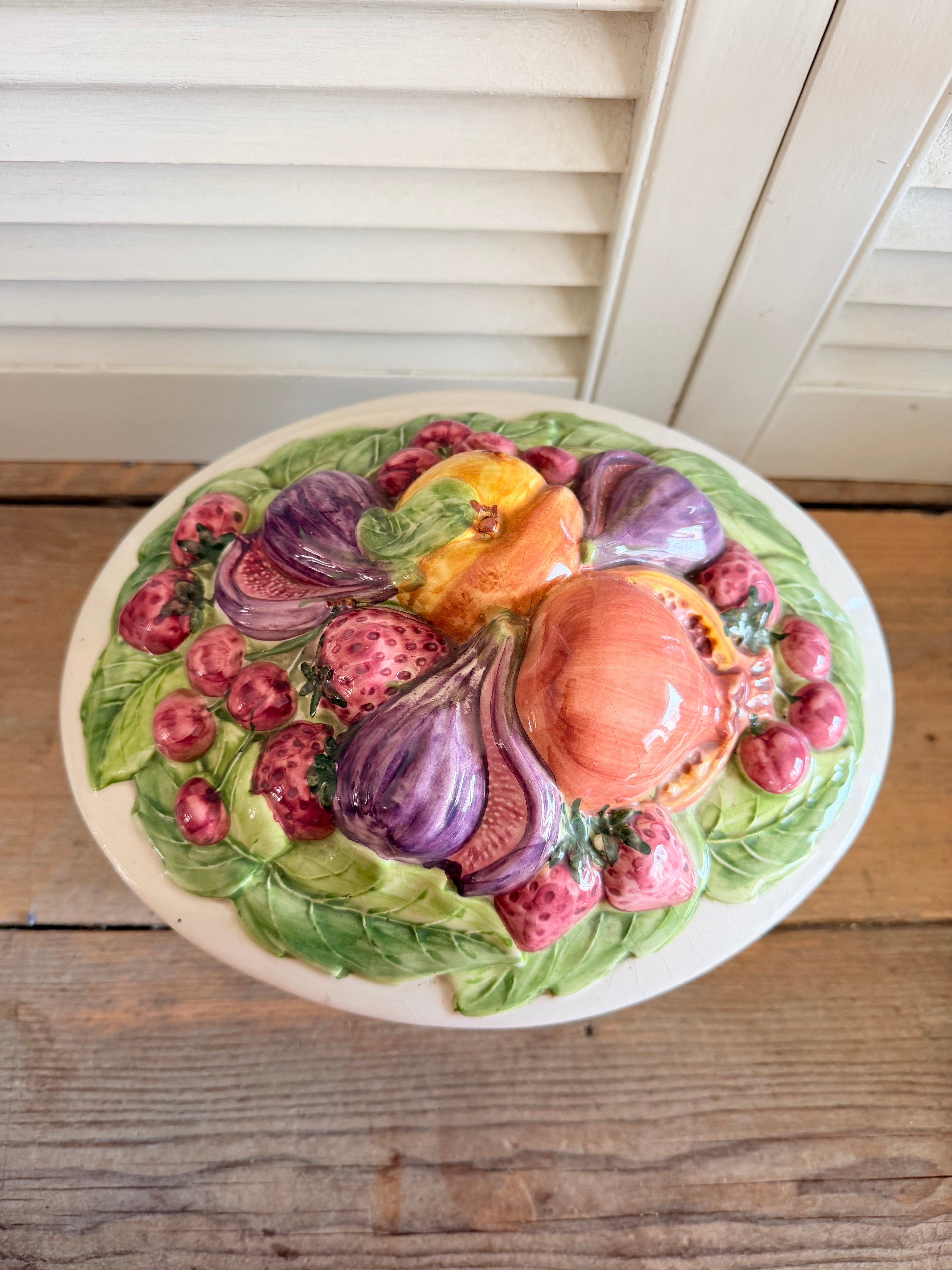 Vintage terrine met fruitdeksel van aardewerk - Bretagne