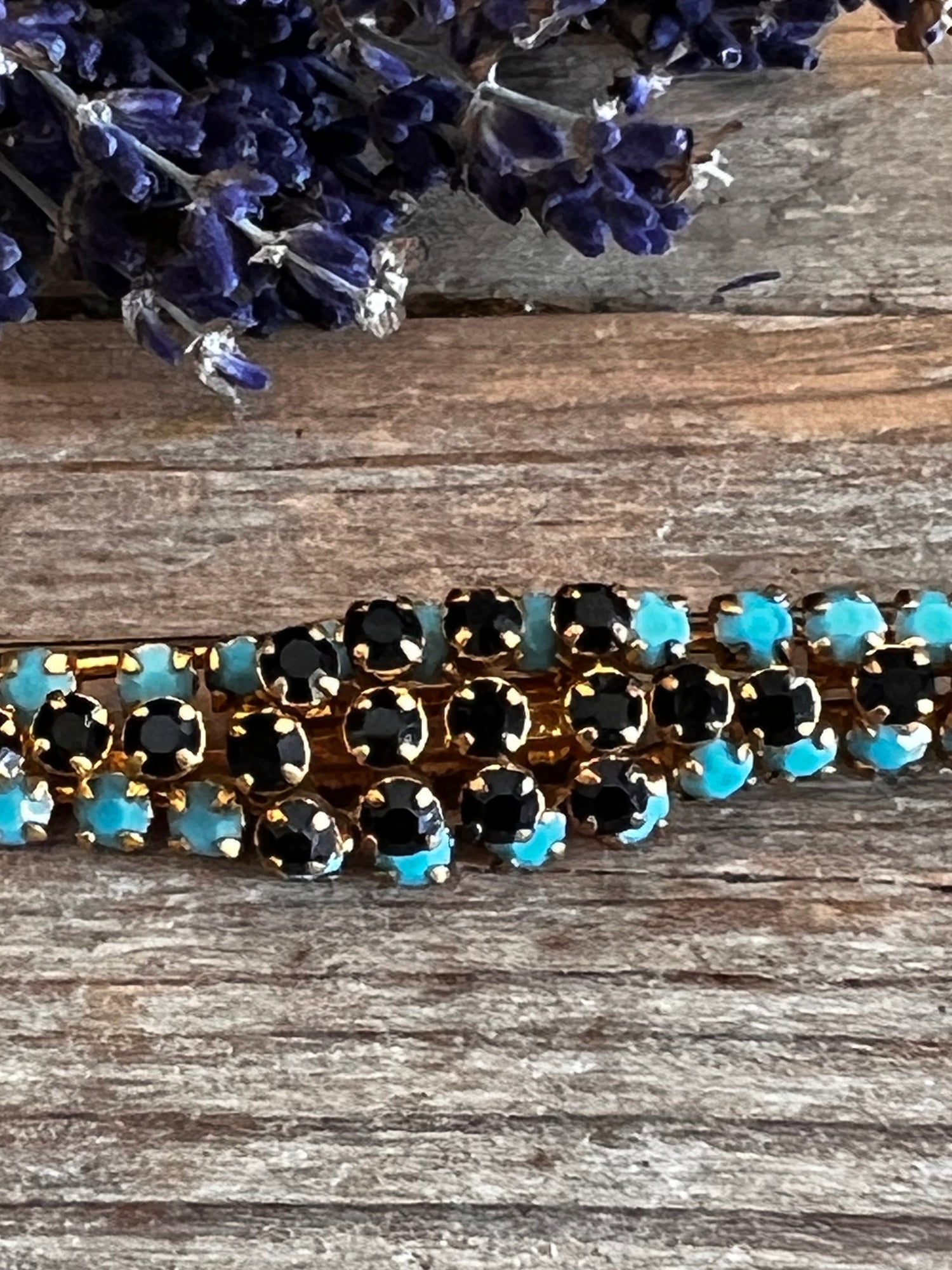 Vintage broche met strasssteentjes