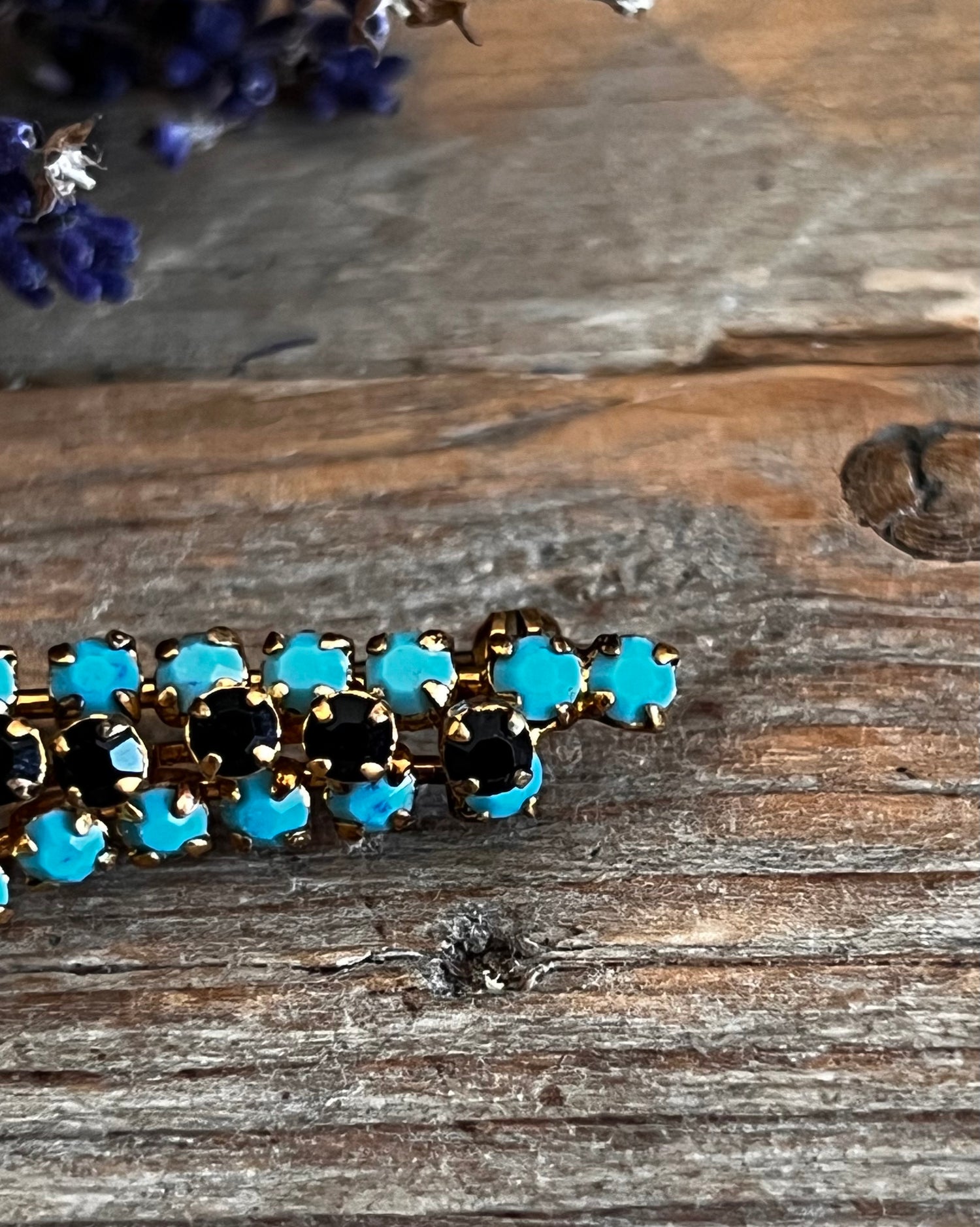 Vintage broche met strasssteentjes