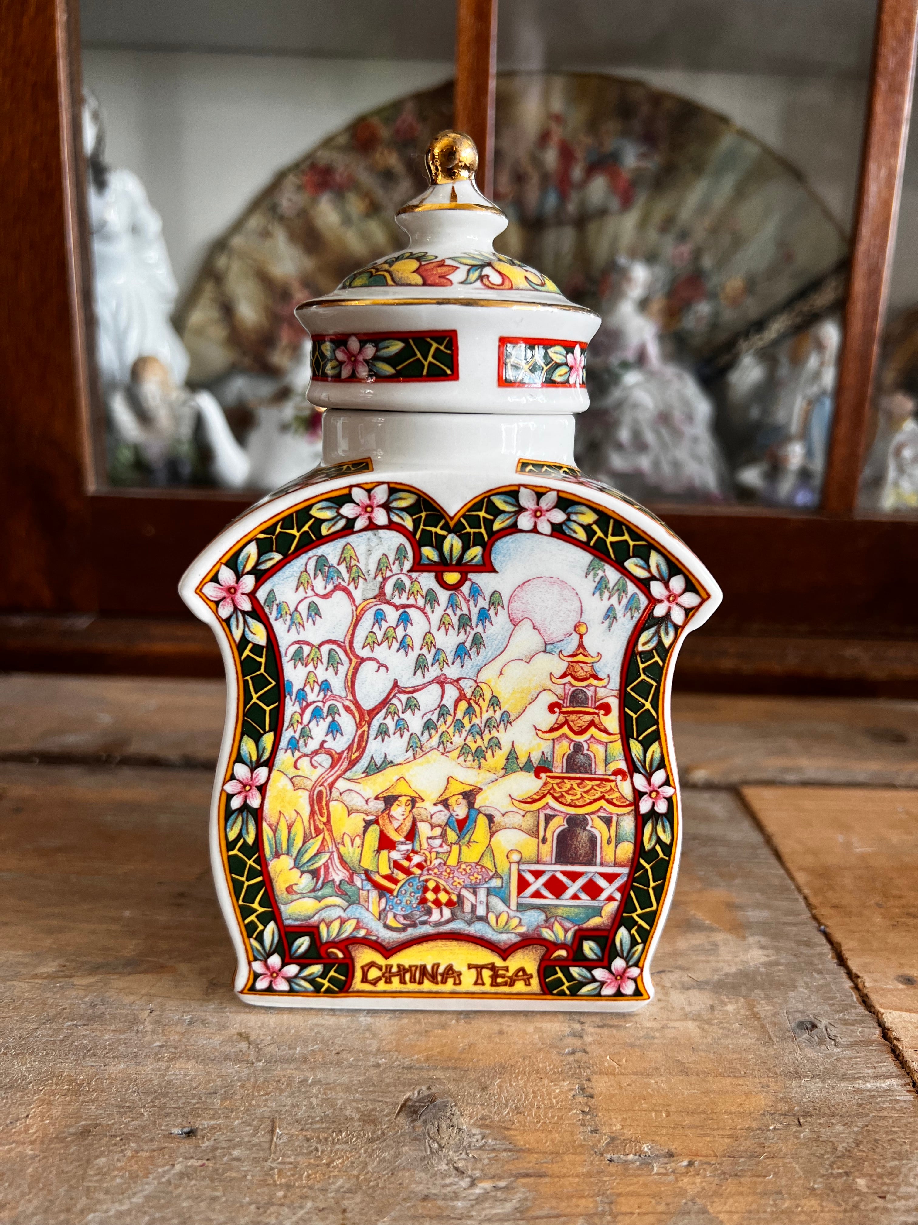 Sadler porseleinen theebus "China Tea" uit "The World of Tea Collection"