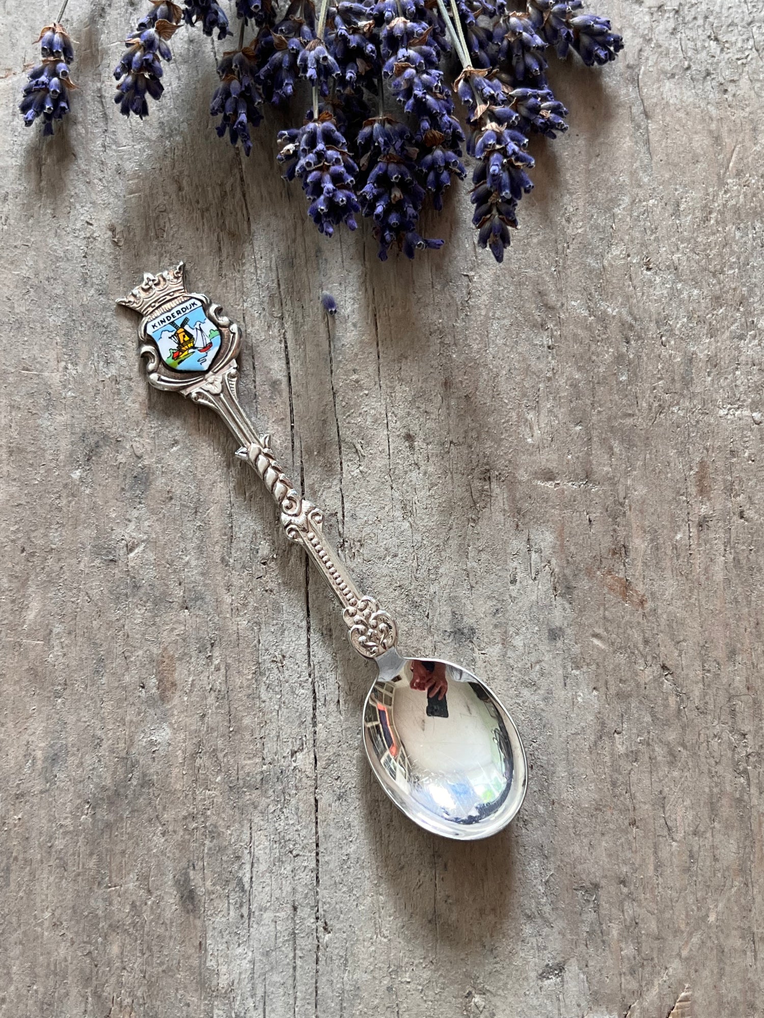Coat of arms teaspoon from Kinderdijk