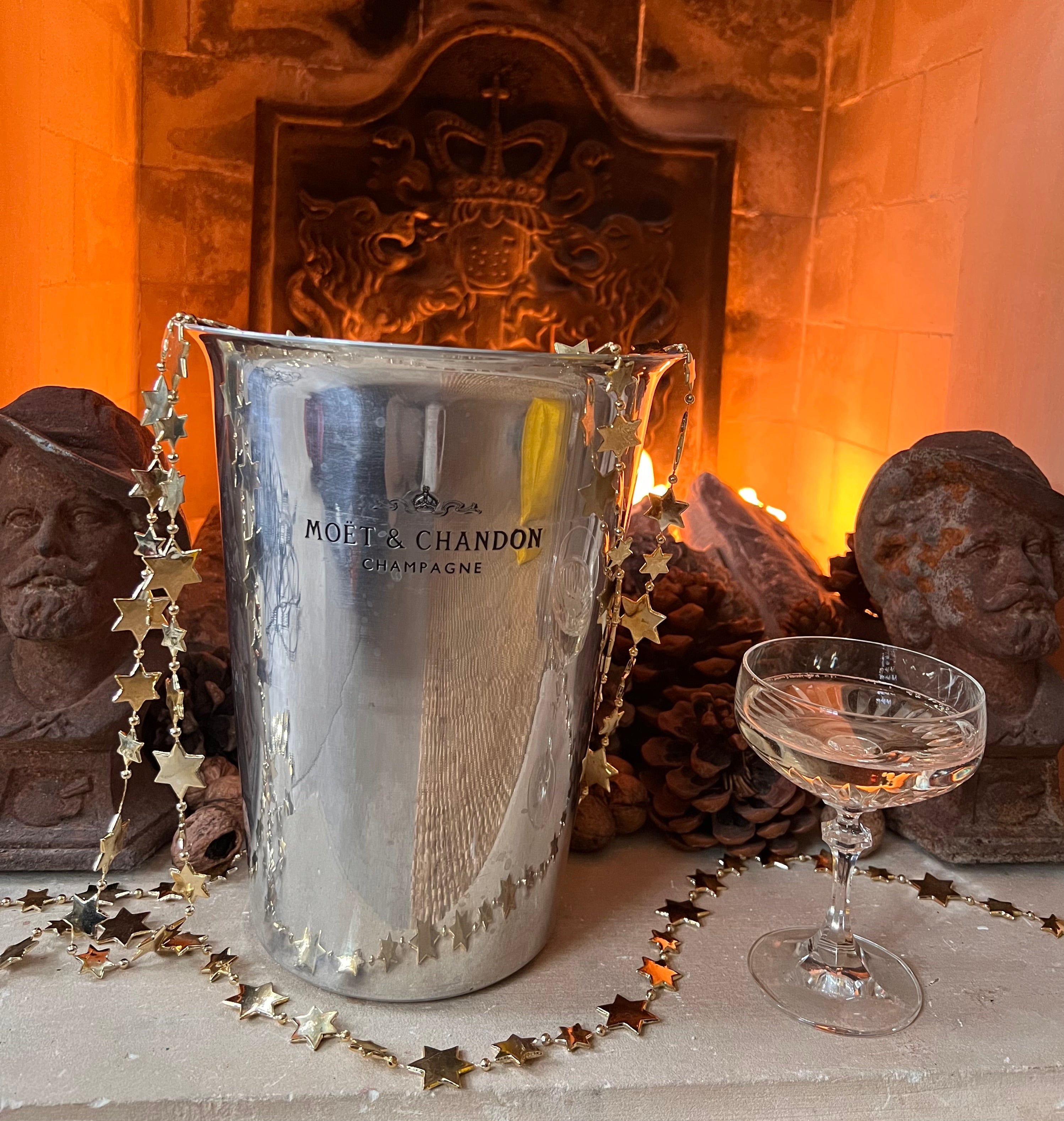 Moet & Chandon champagne emmer