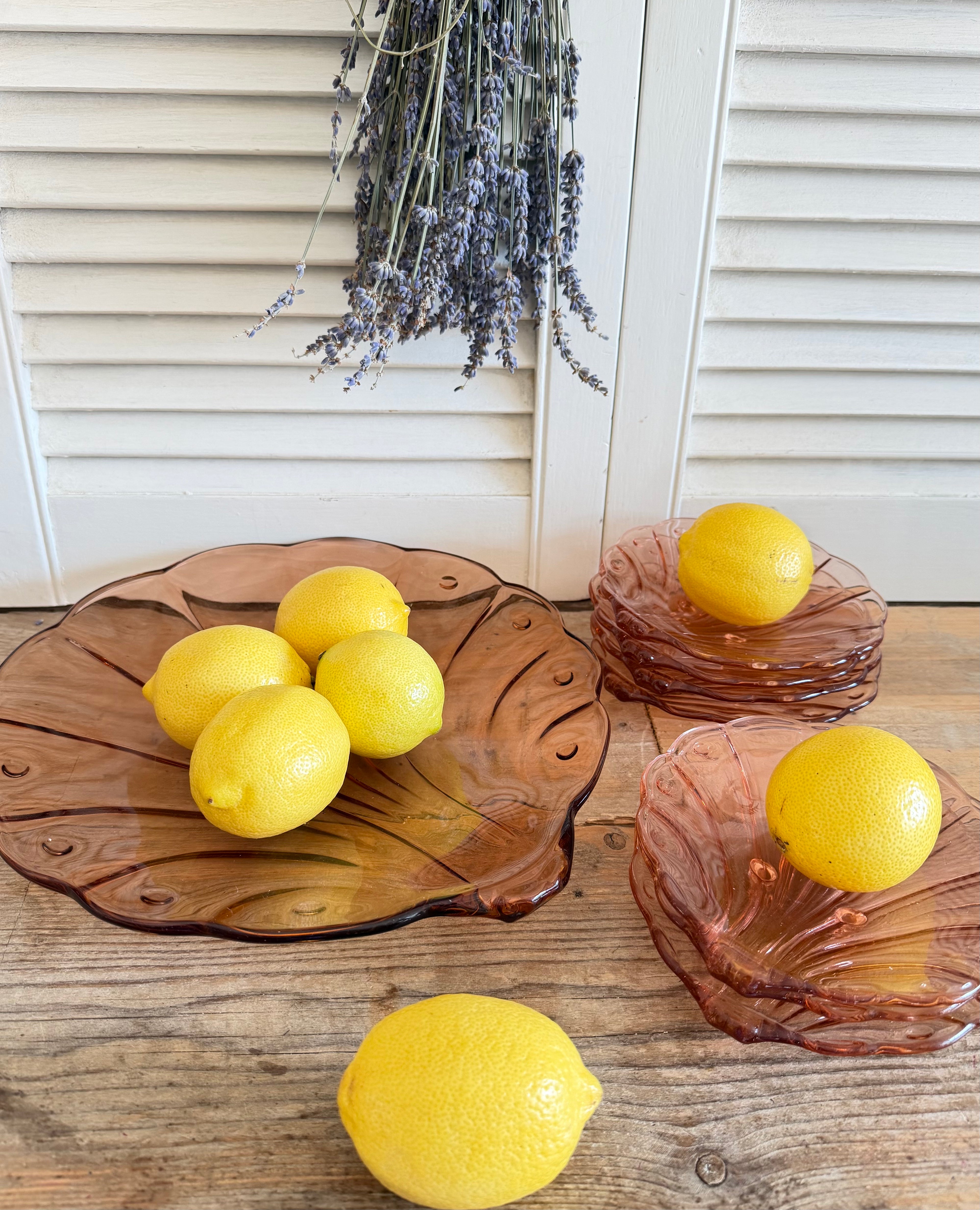 Art Deco persglas, roze persglas, vintage serveerset,roze glazen schaal, dessertbordjes persglas, Art Deco Glaswerk, vintage tafeldecoratie, Sofia&