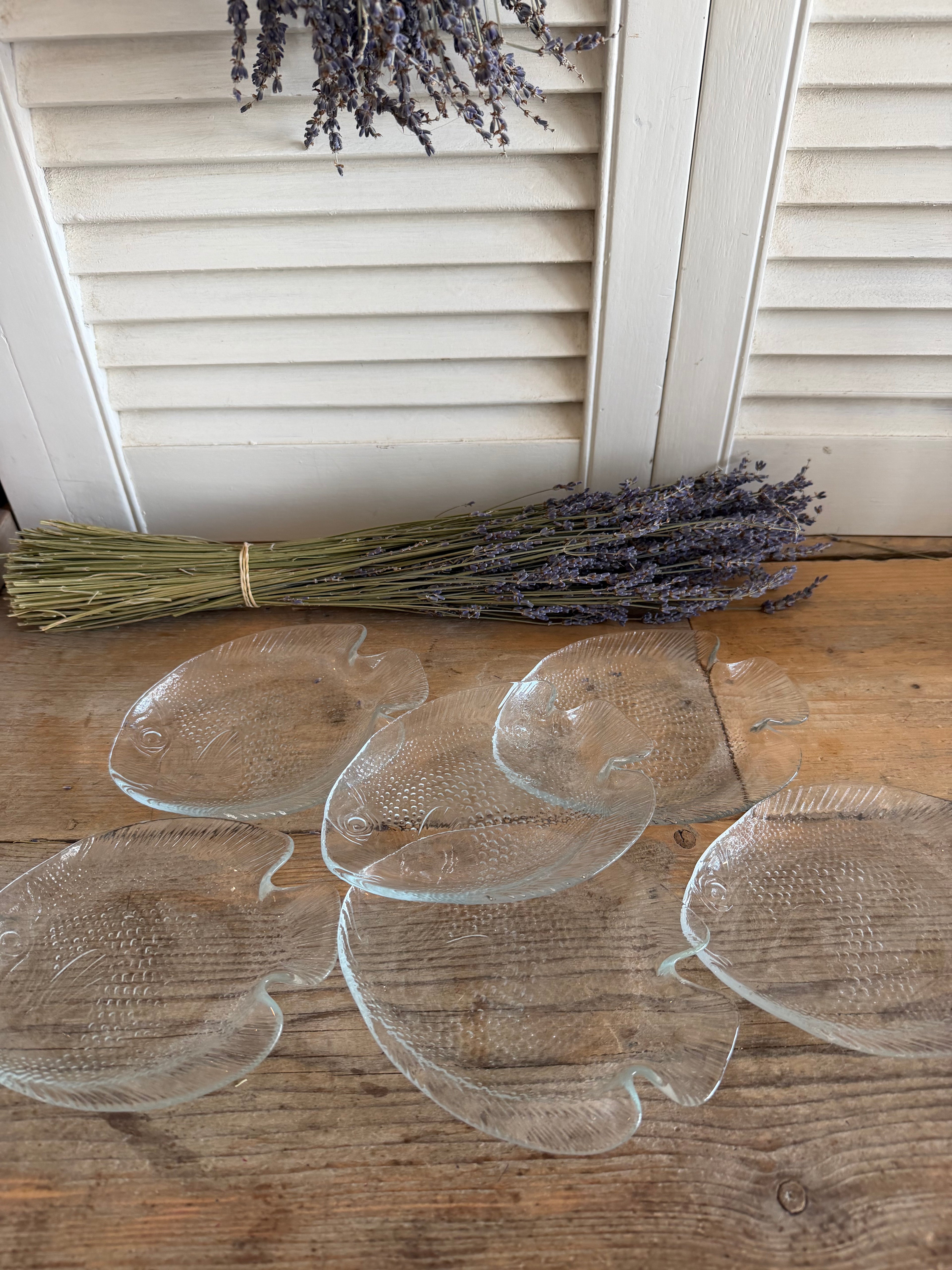 Vintage glazen visbordjes, visbordje glas, Franse brocante, arcoroc, tapasschaaltjes,, vintage tafelservies, Sofia&
