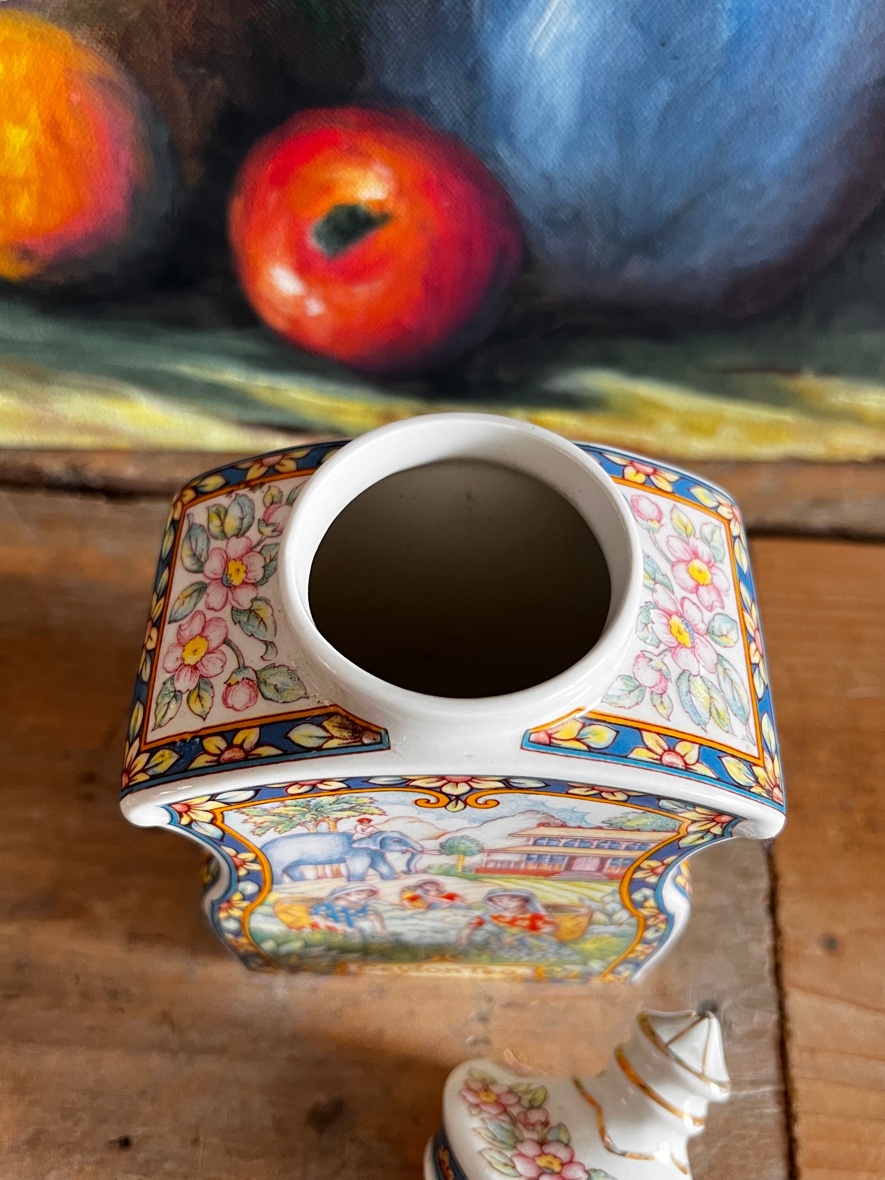 Sadler theebus "Ceylon Tea" uit "The world of Tea Collection"