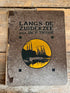 Verkade plaatjesboek, Langs de Zuiderzee 1914, vintage plaatjesalbums Nederland, Verkade verzamelalbums, originele Verkade plaatjes, historische boeken Nederland, collectors item Verkade, Zuiderzee illustraties, antiek Nederlands boek, oude plaatjesboeken Verkade.