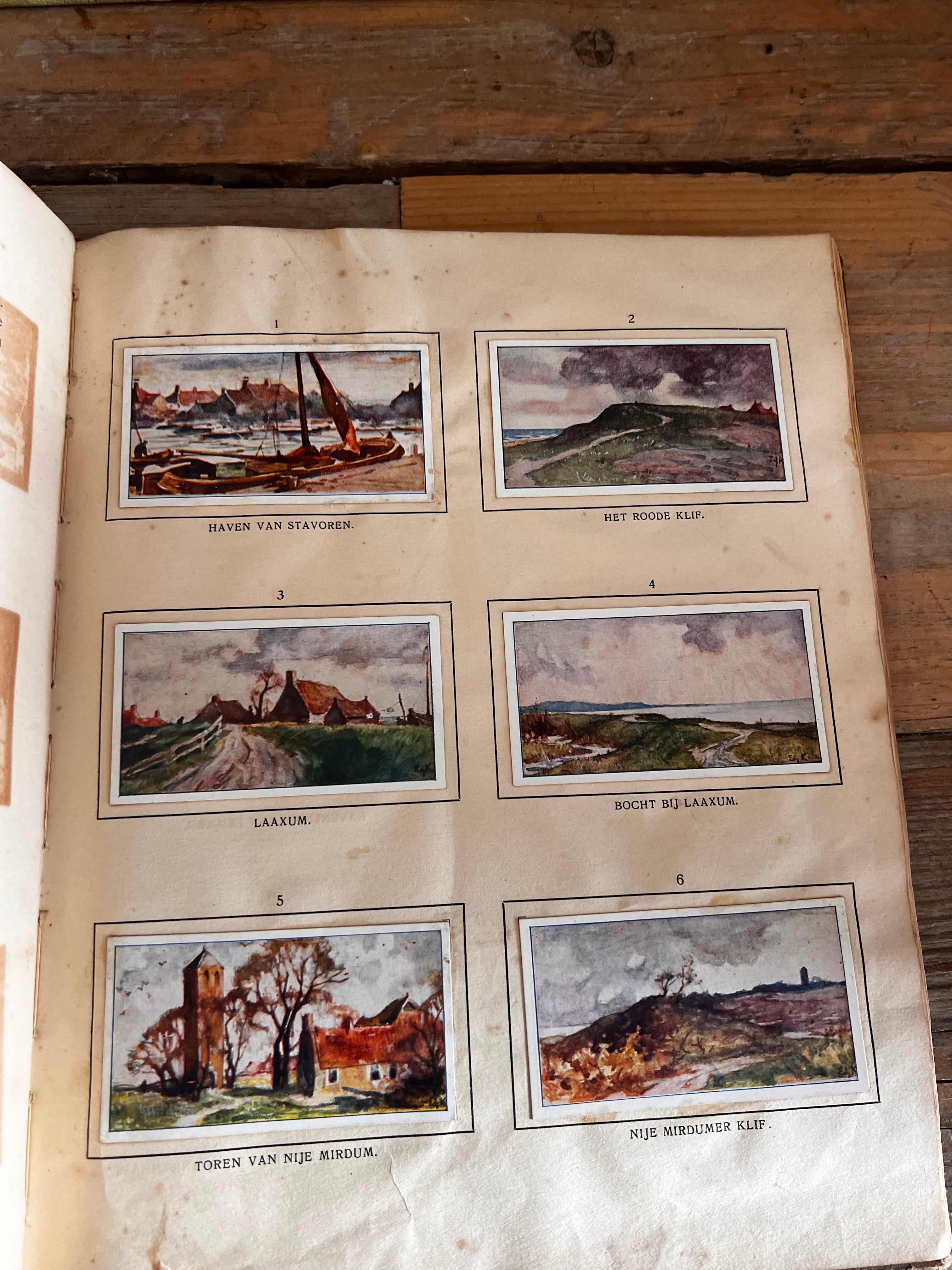Verkade plaatjesboek, Langs de Zuiderzee 1914, vintage plaatjesalbums Nederland, Verkade verzamelalbums, originele Verkade plaatjes, historische boeken Nederland, collectors item Verkade, Zuiderzee illustraties, antiek Nederlands boek, oude plaatjesboeken Verkade.