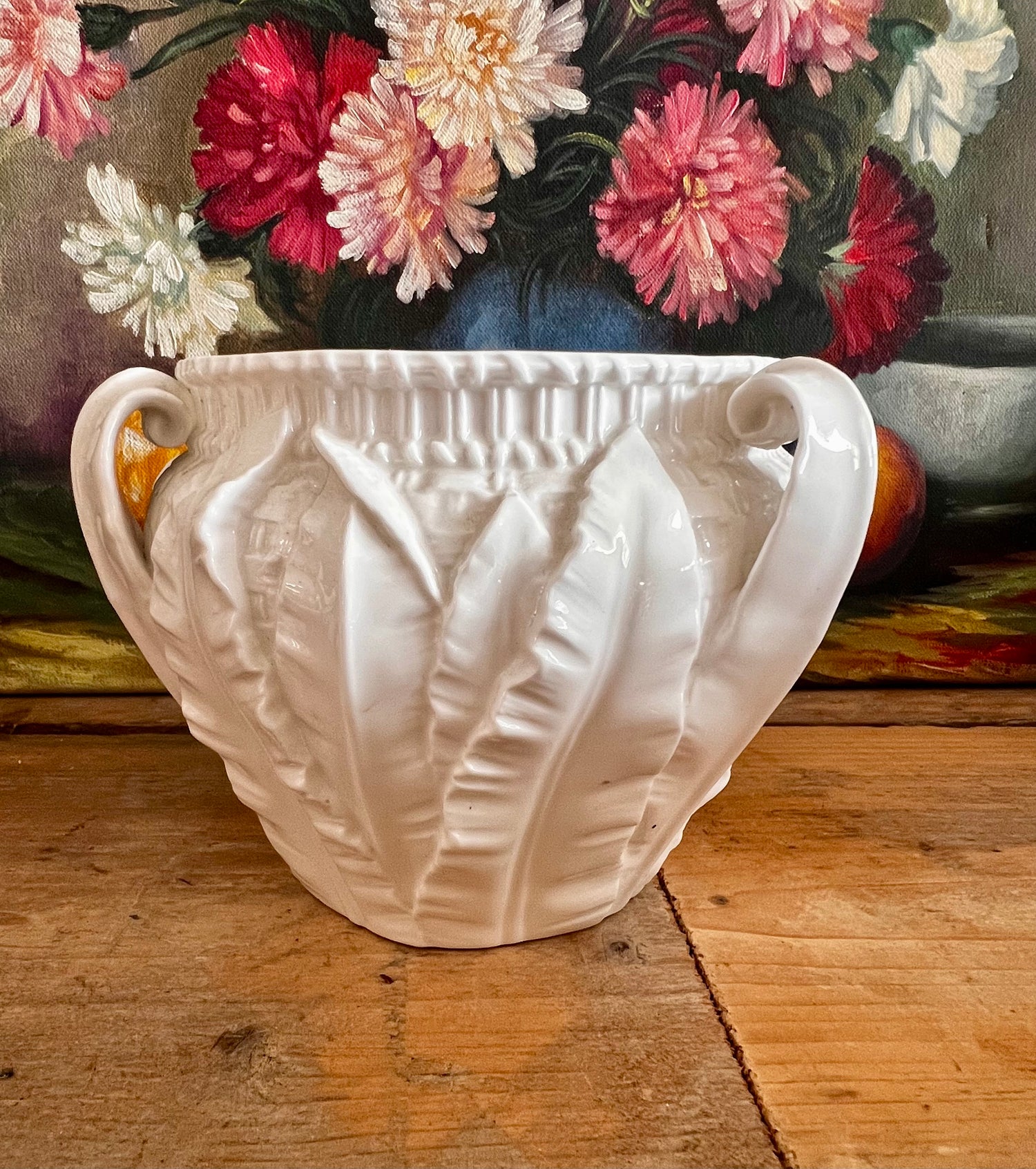 Royal Worcester cachepot, vintage cachepot 1947, wit porselein Royal Worcester, antieke cachepot kopen, klassieke cachepot Engels porselein, decoratieve cachepot wit, antiek servies Royal Worcester.