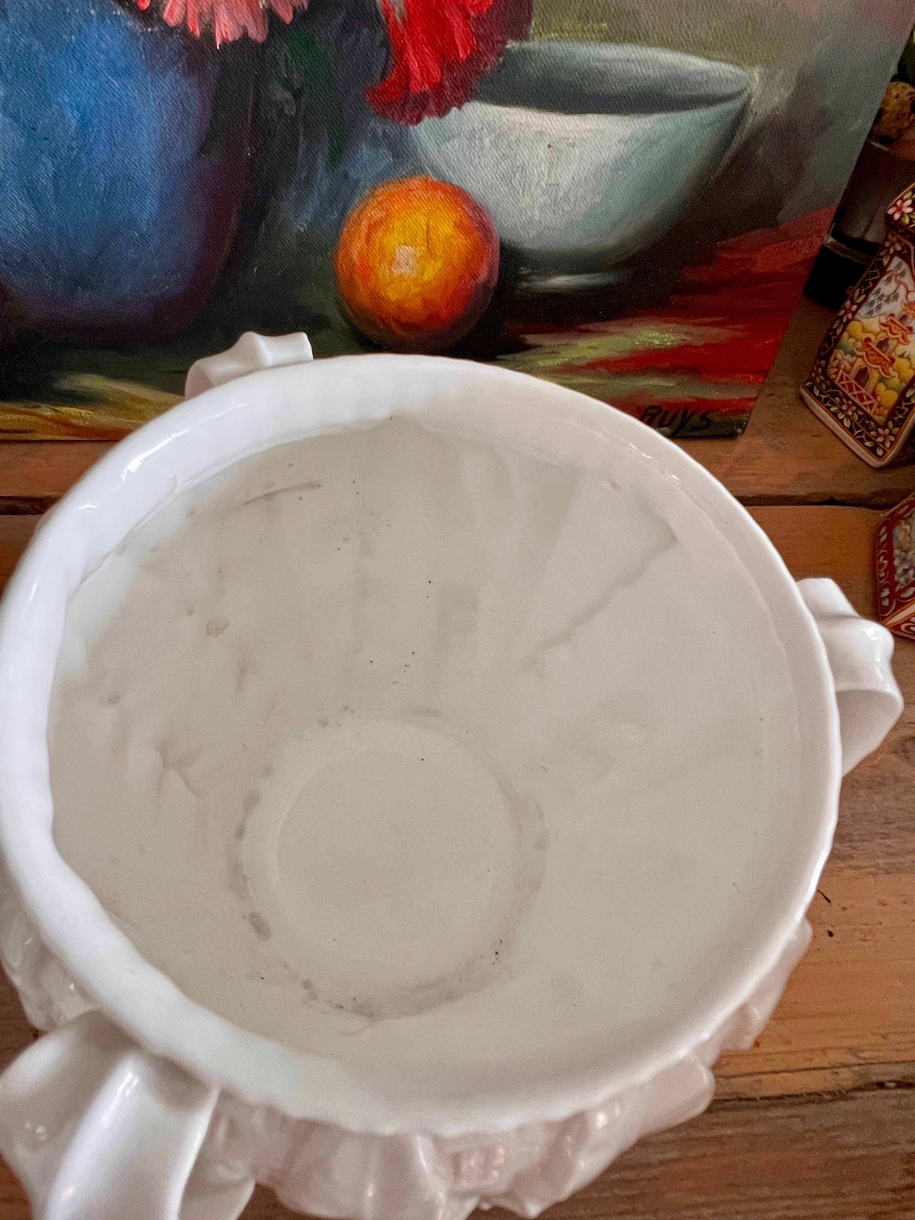 Royal Worcester cachepot, vintage cachepot 1947, wit porselein Royal Worcester, antieke cachepot kopen, klassieke cachepot Engels porselein, decoratieve cachepot wit, antiek servies Royal Worcester.