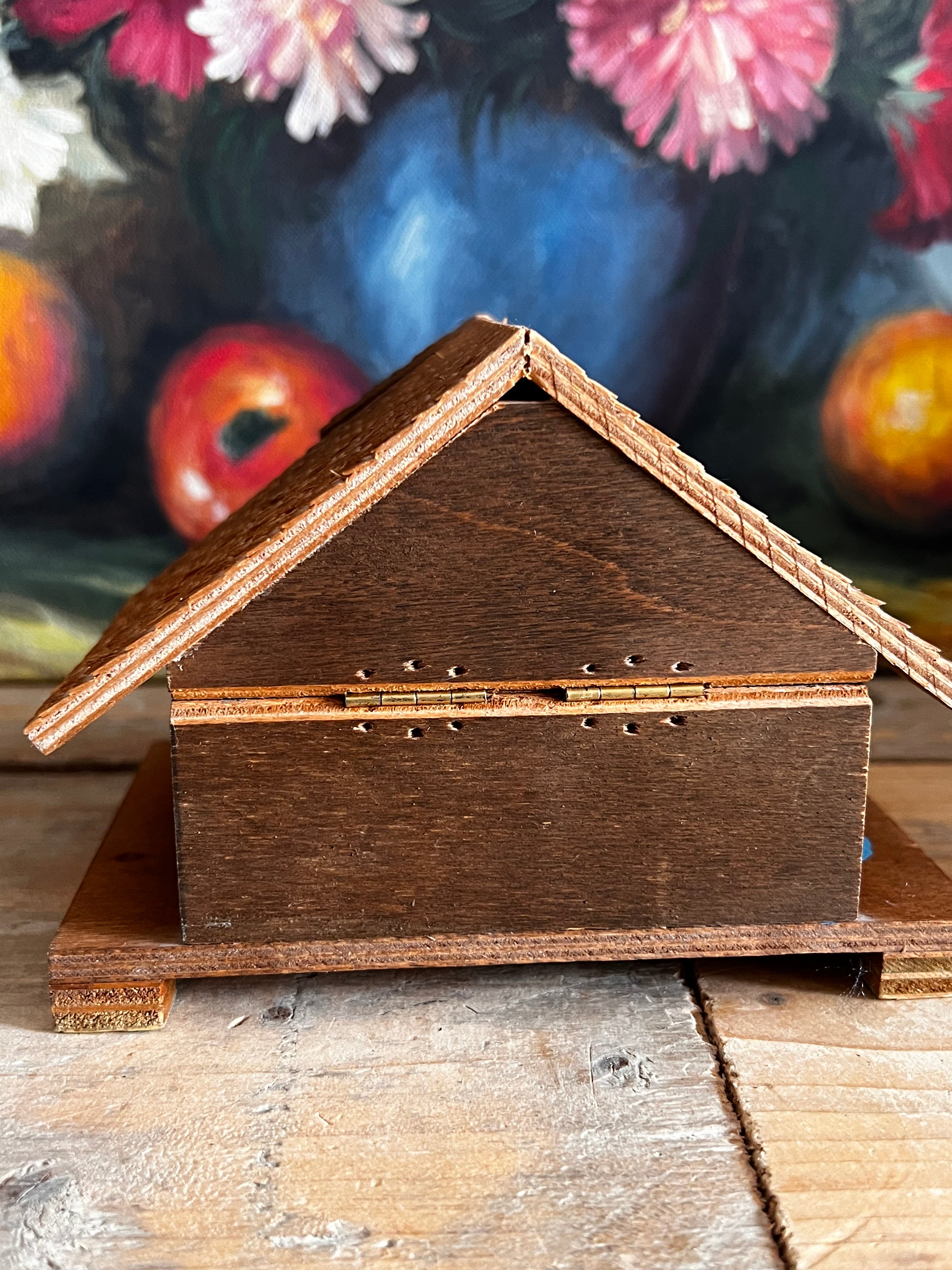  retro muziekdoosje, Beiers chalet muziekdoos, houten sieradendoosje, vintage muziekdoos, sieraden opbergdoosje hout, klein sieradendoosje, muziekdoosje cadeau, houten muziekdoosje retro