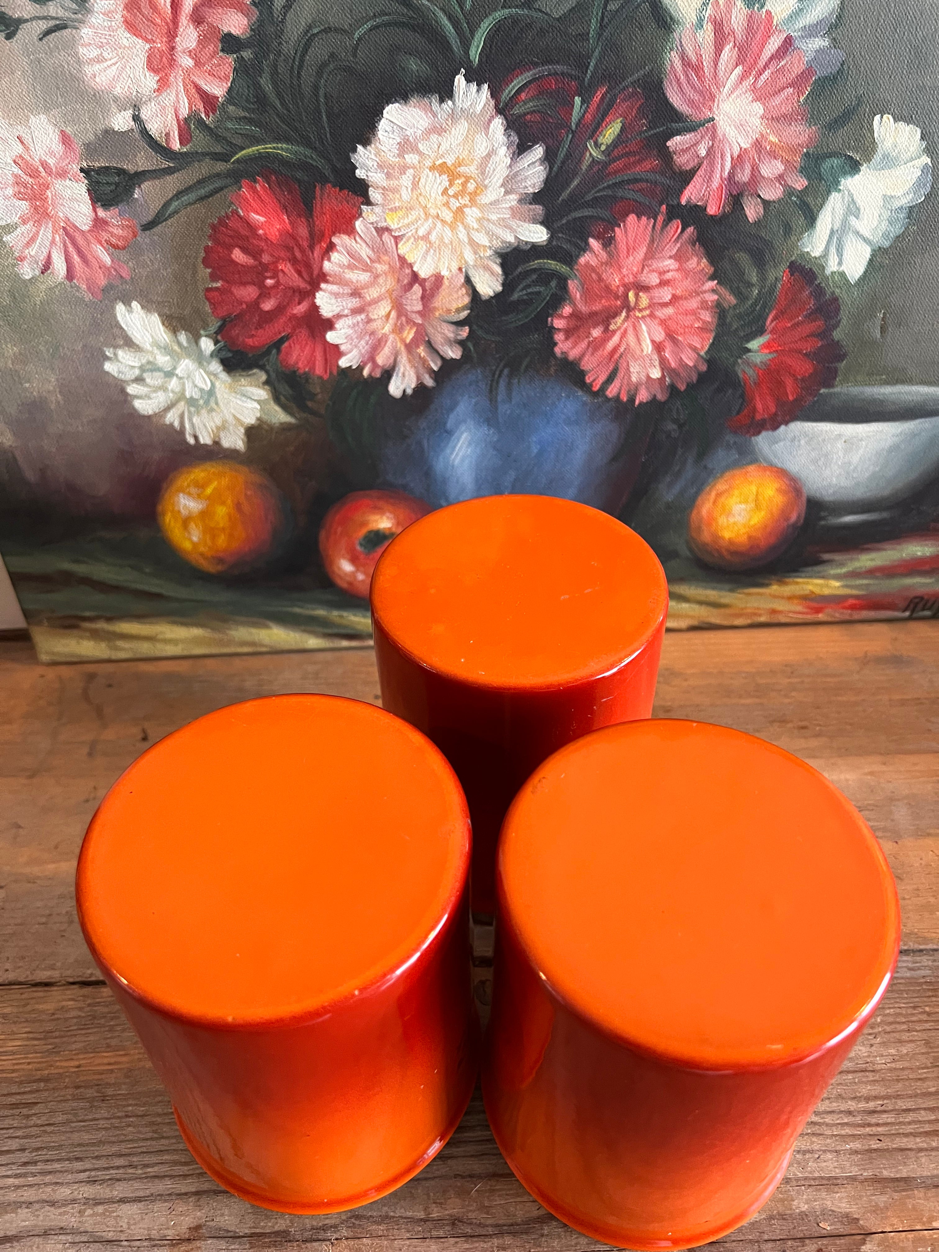 Emaille voorraadbussen oranje