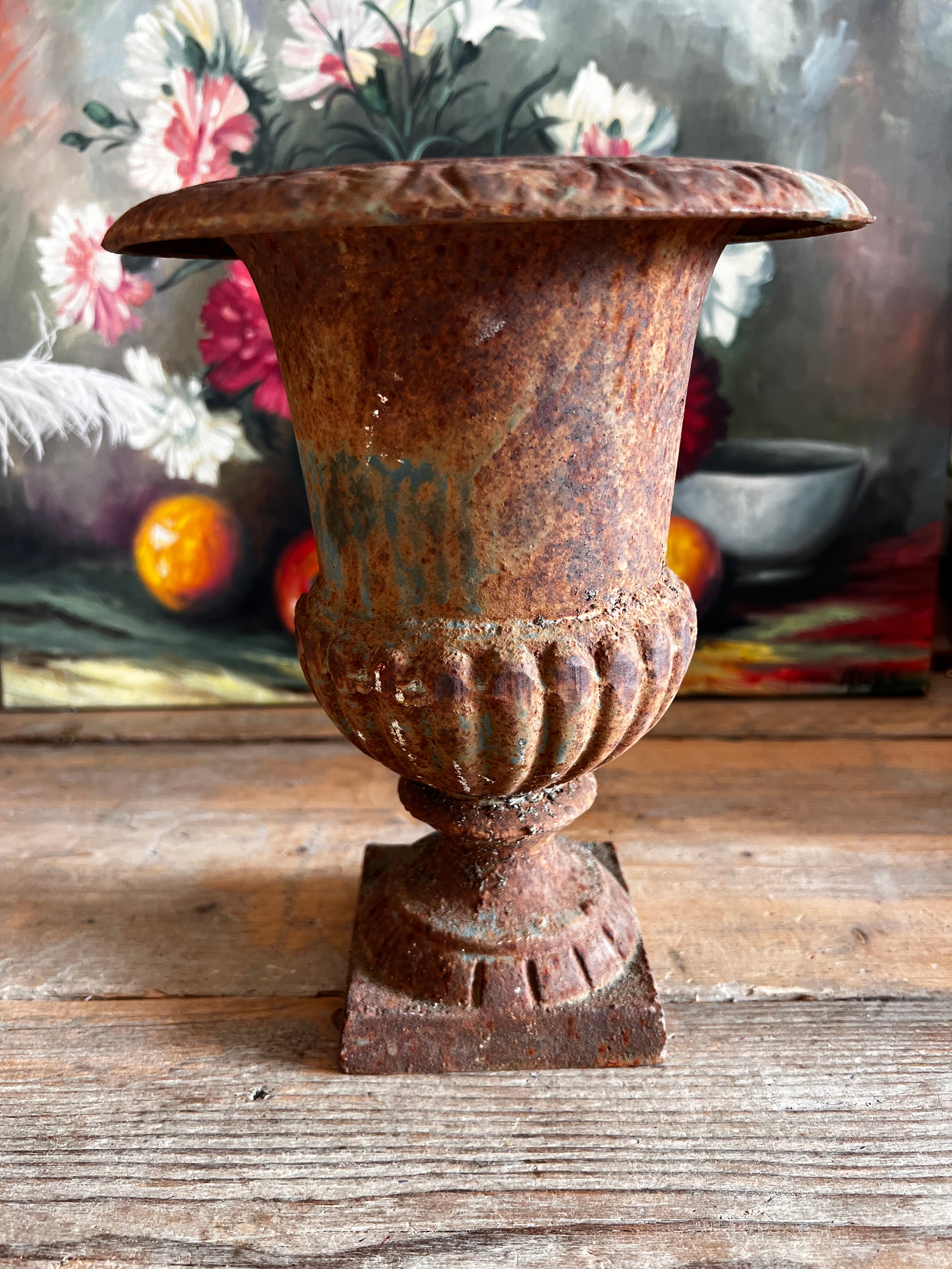 Louvre vaas, Franse brocante, Louvre vaas uit Frankrijk