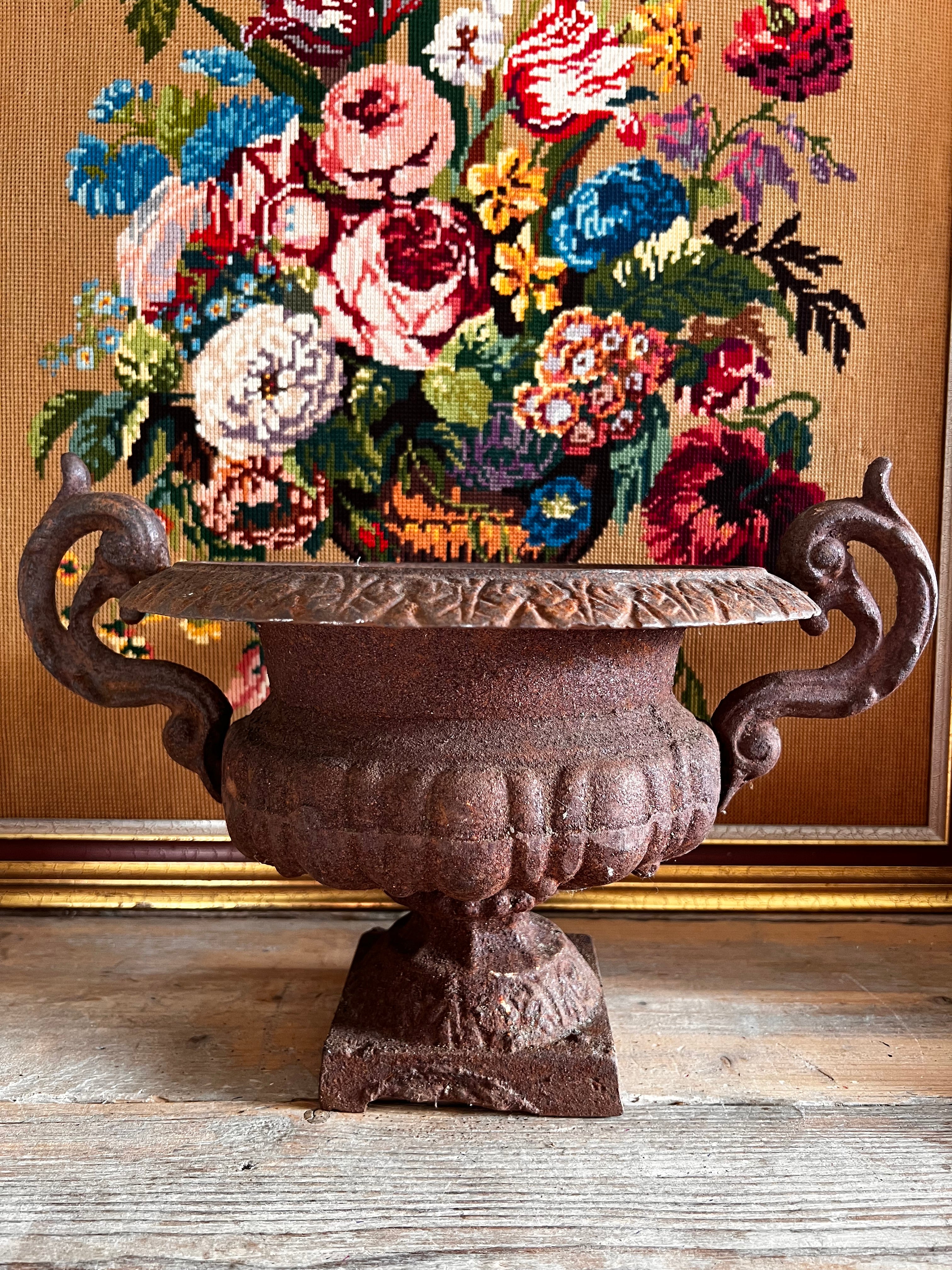 Franse oorvaas, oorvaas, gietijzeren oorvaas, franse brocante