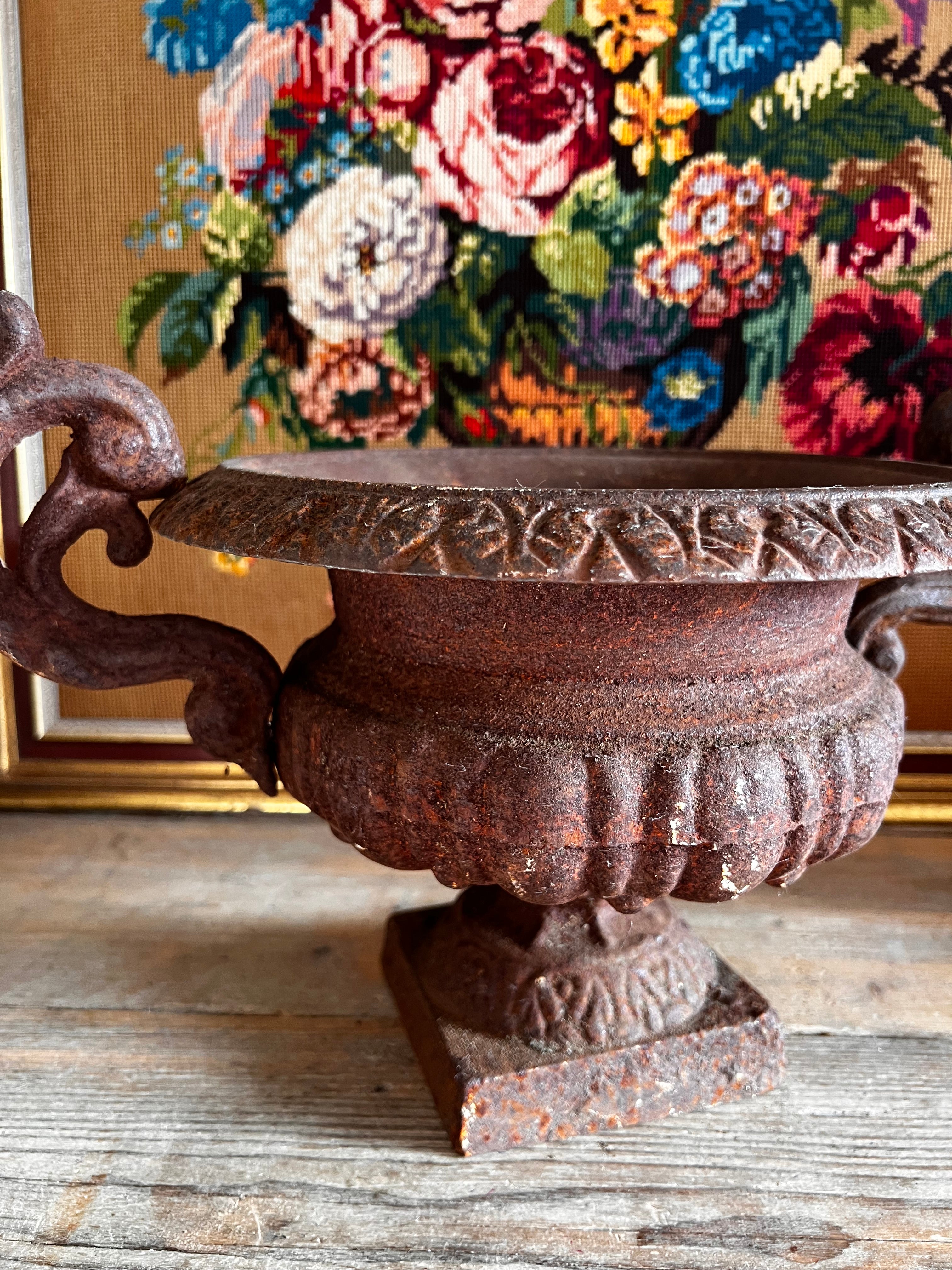 Franse oorvaas, oorvaas, gietijzeren oorvaas, franse brocante