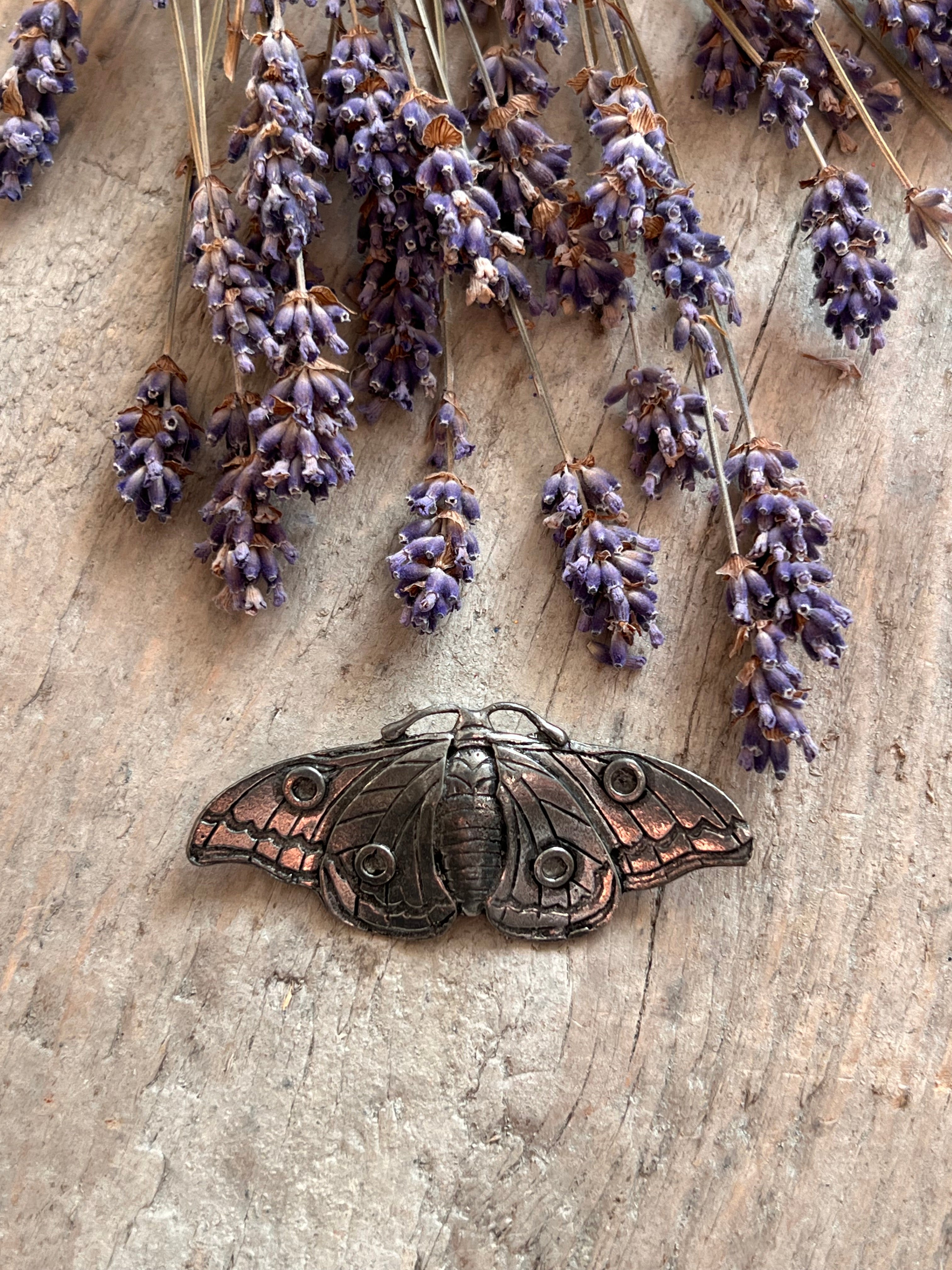 Vintage broche mot