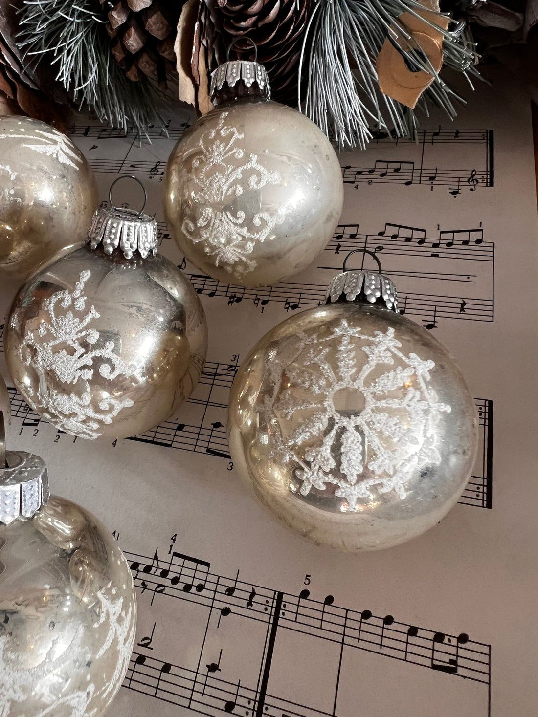 Vintage kerstballen van glas