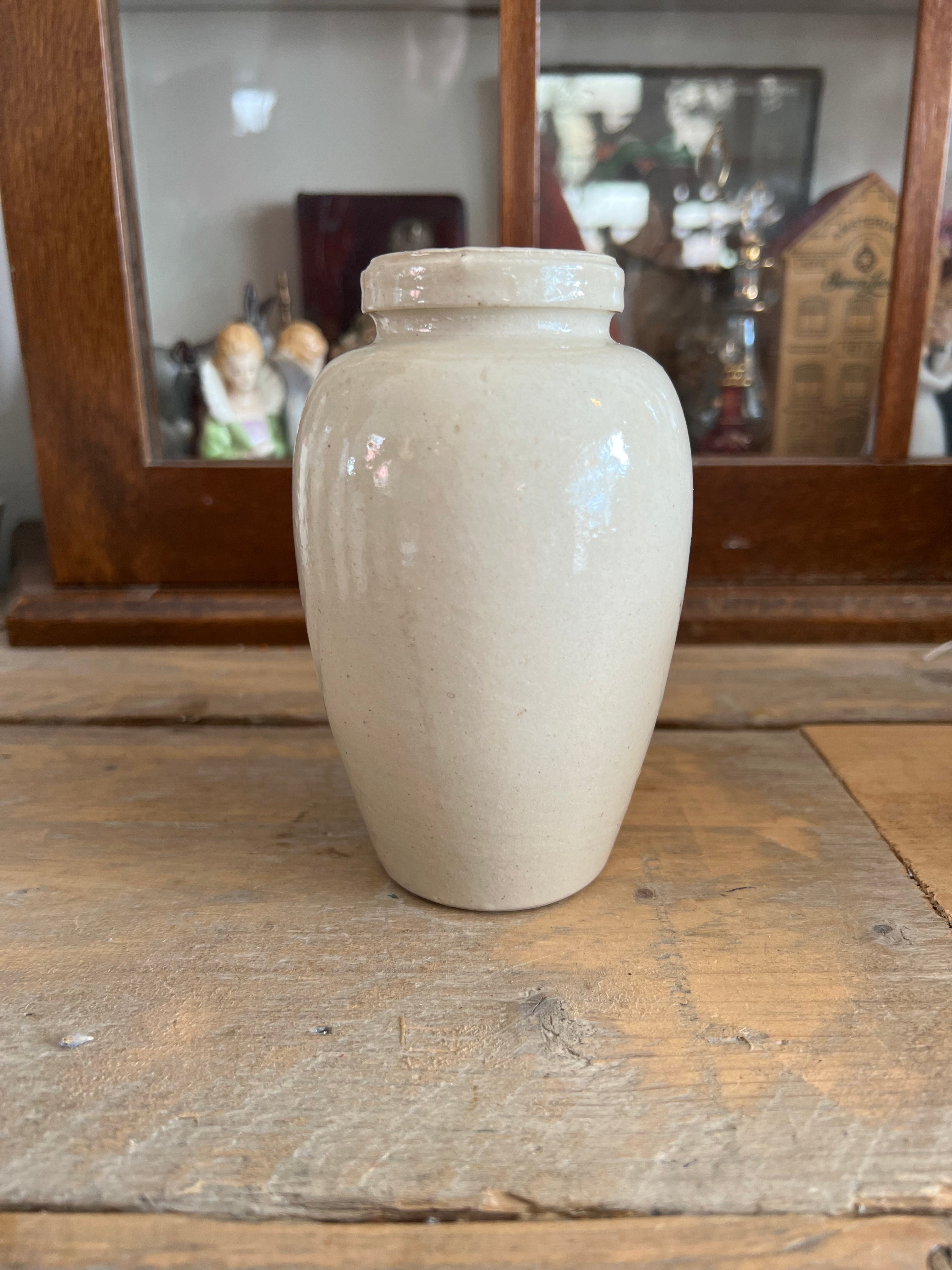 Brocante pot Virol bone marrow
