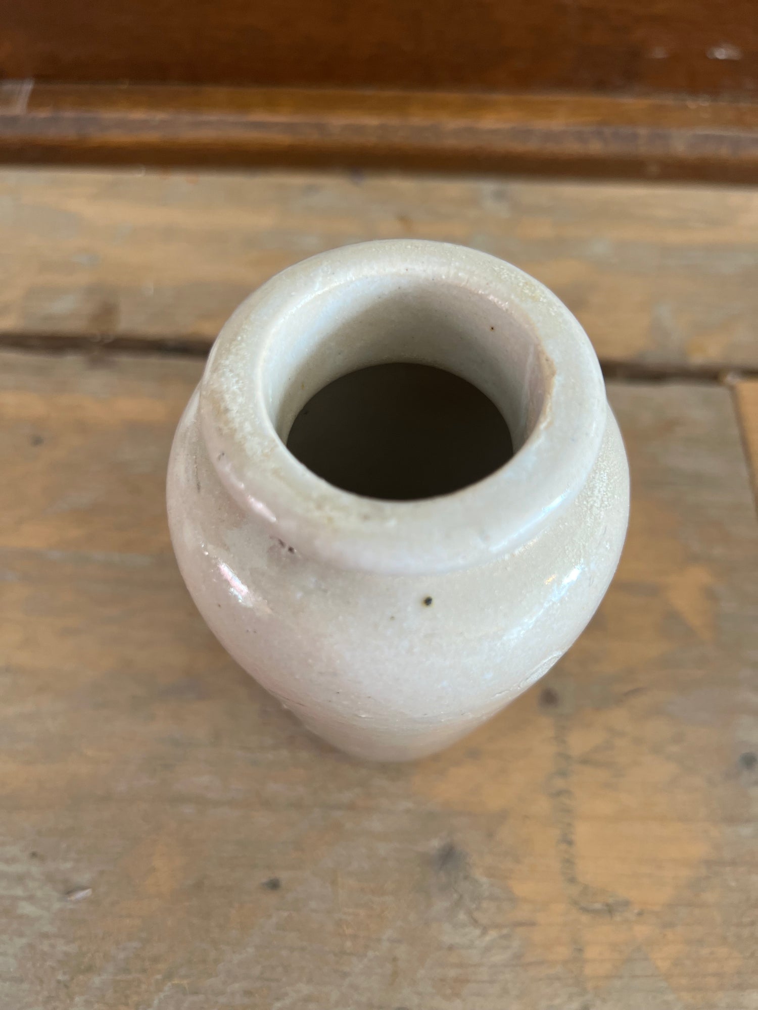 Stranrear  cream pot uit 1890 blauw
