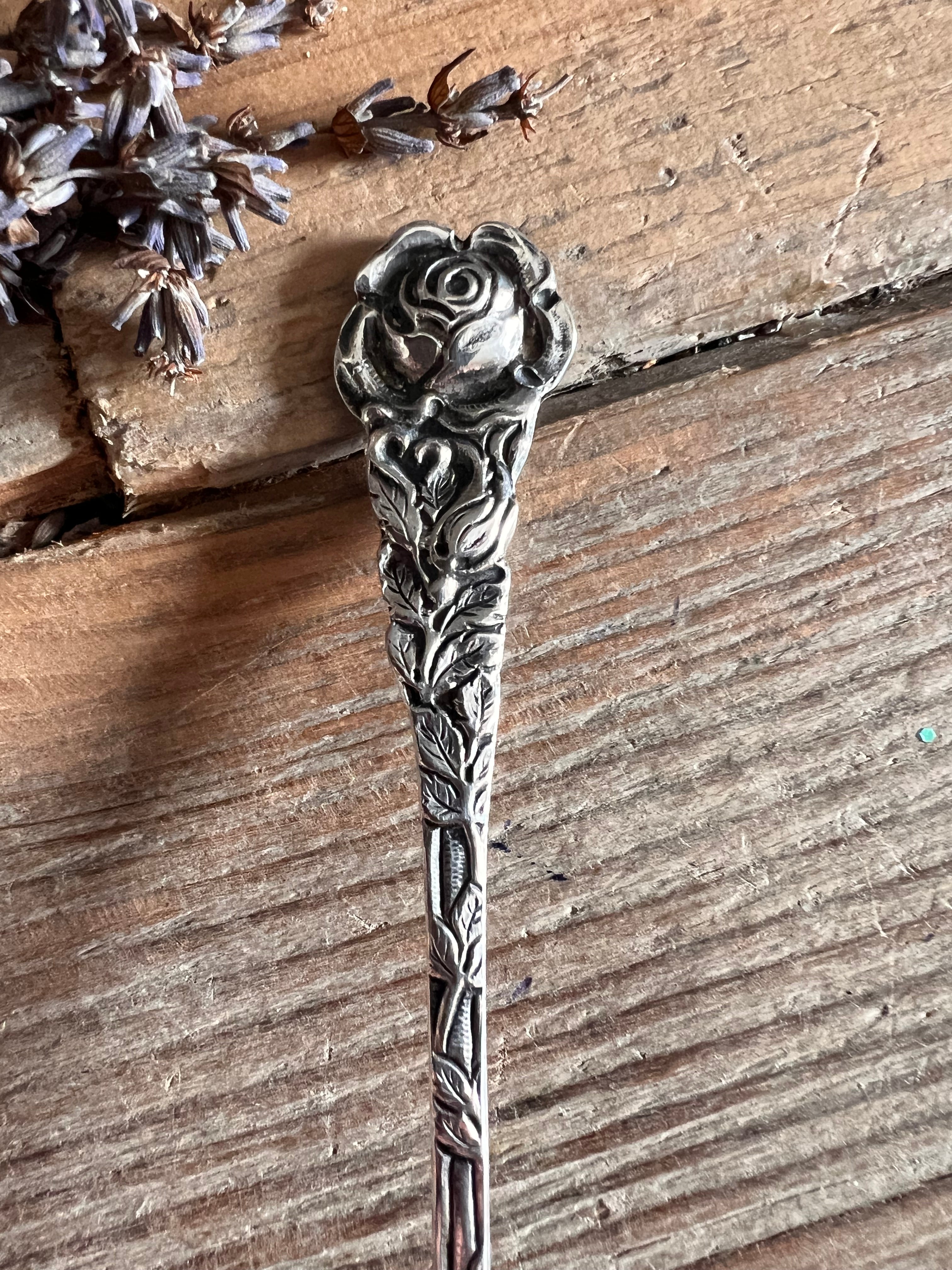 Verzilverde suikerstrooier Roos van Douwe Egberts