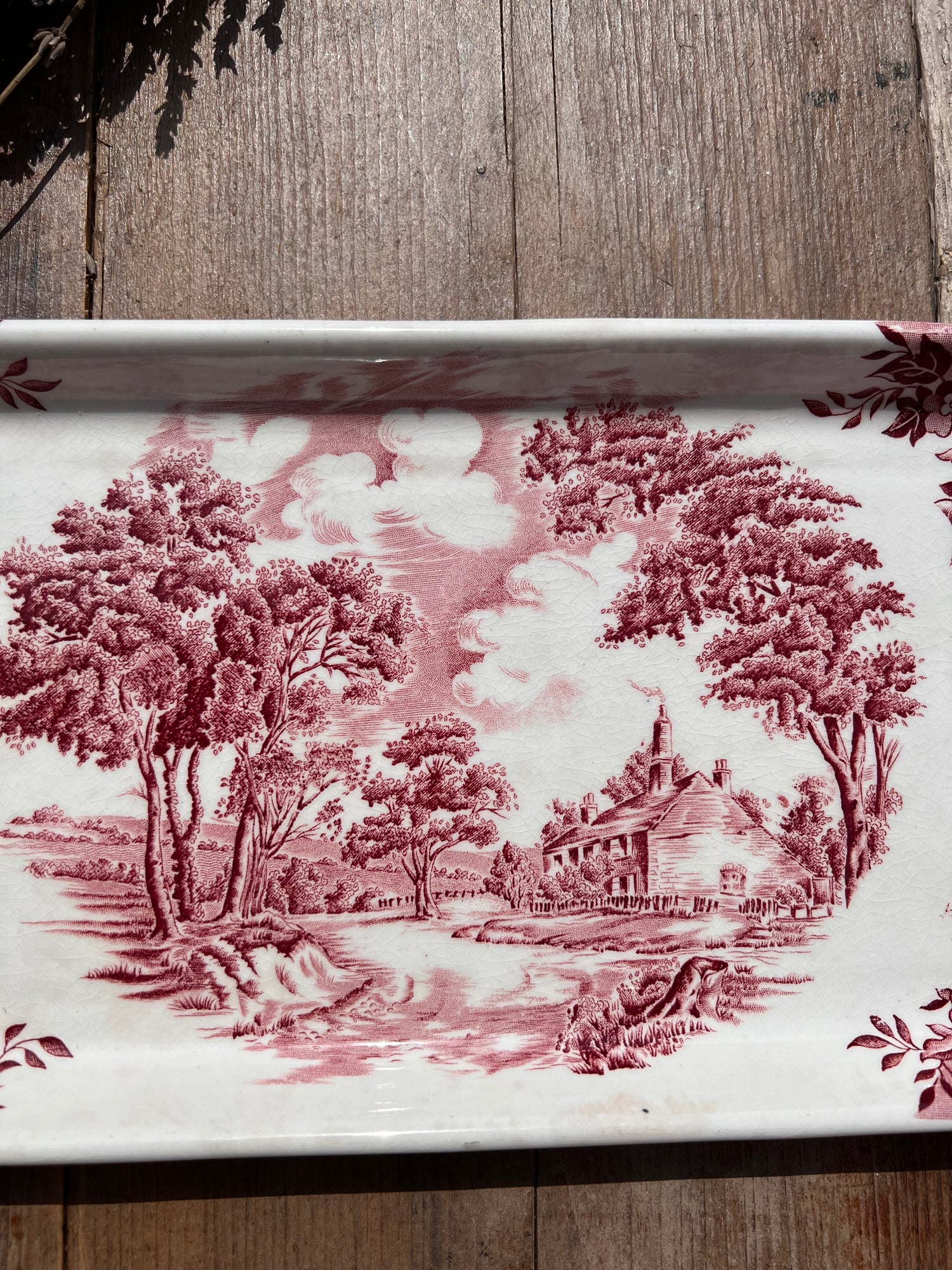 Rode cakeschaal Engelse country style