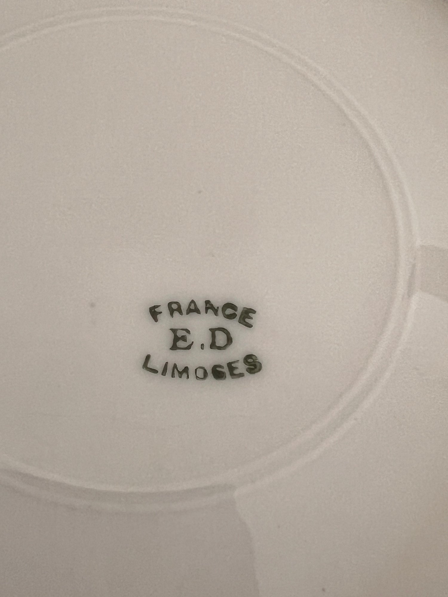 Antiek bord Limoges met dame 1