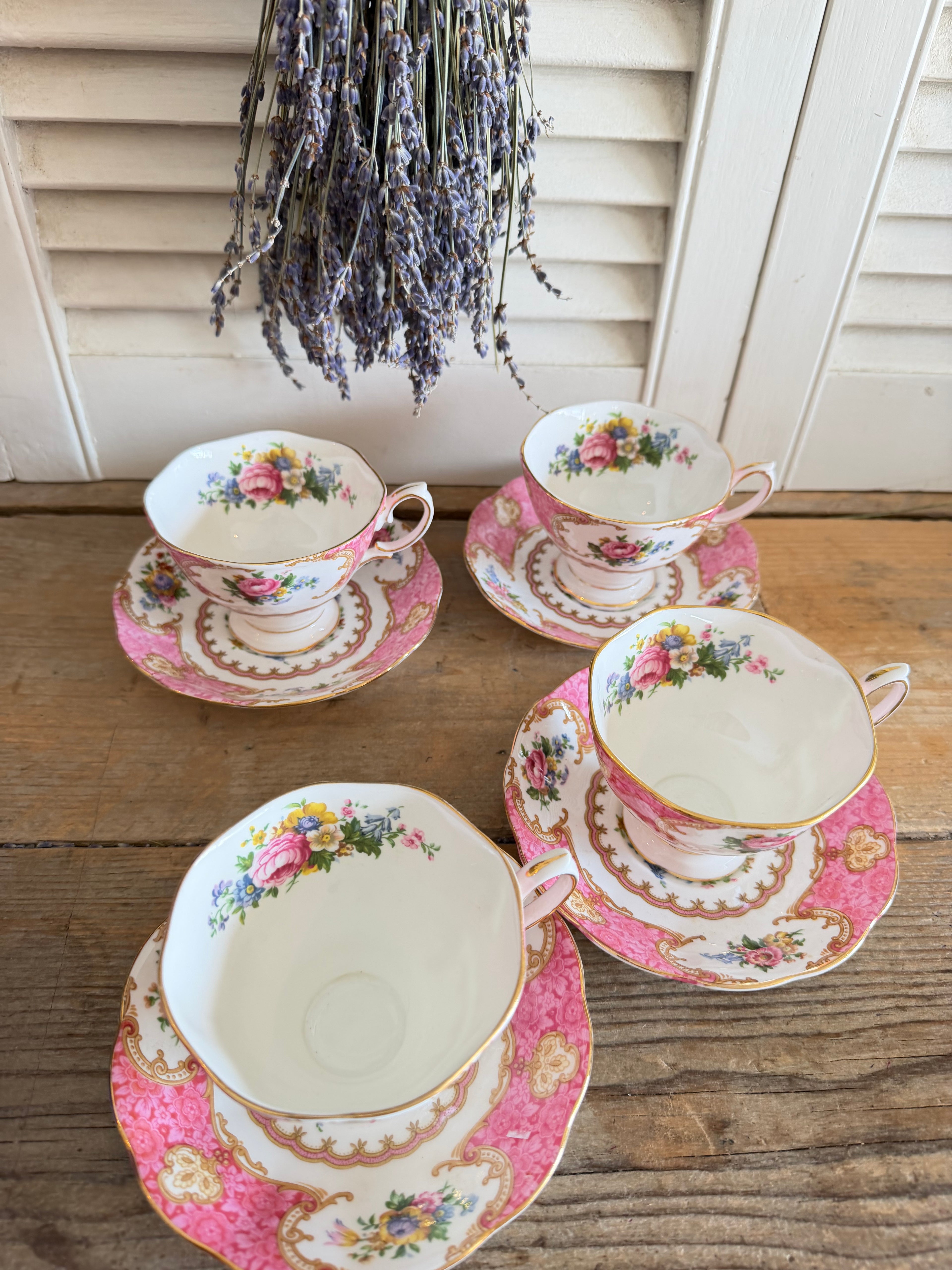 Royal Albert Lady Carlyle heren kop en schotel - vintage bone china, Sofia&