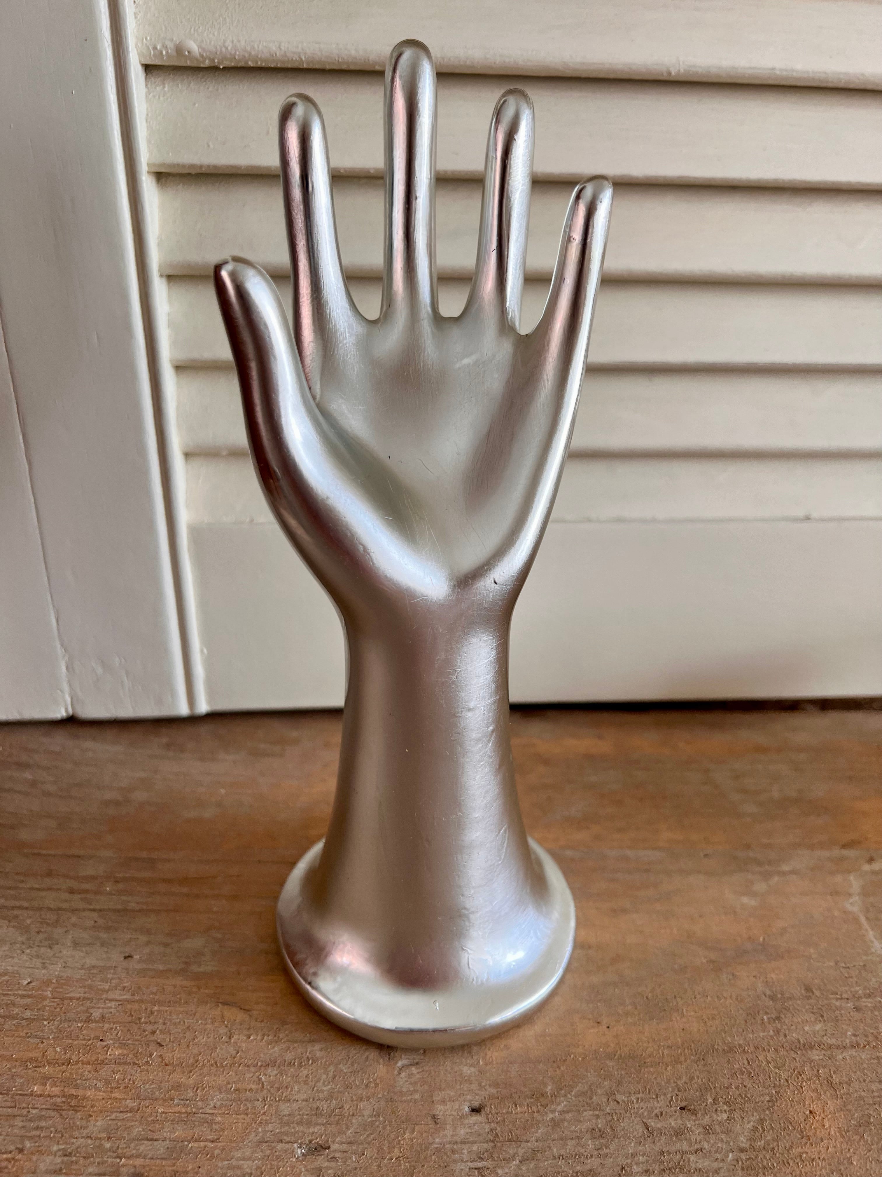 Ringen display hand