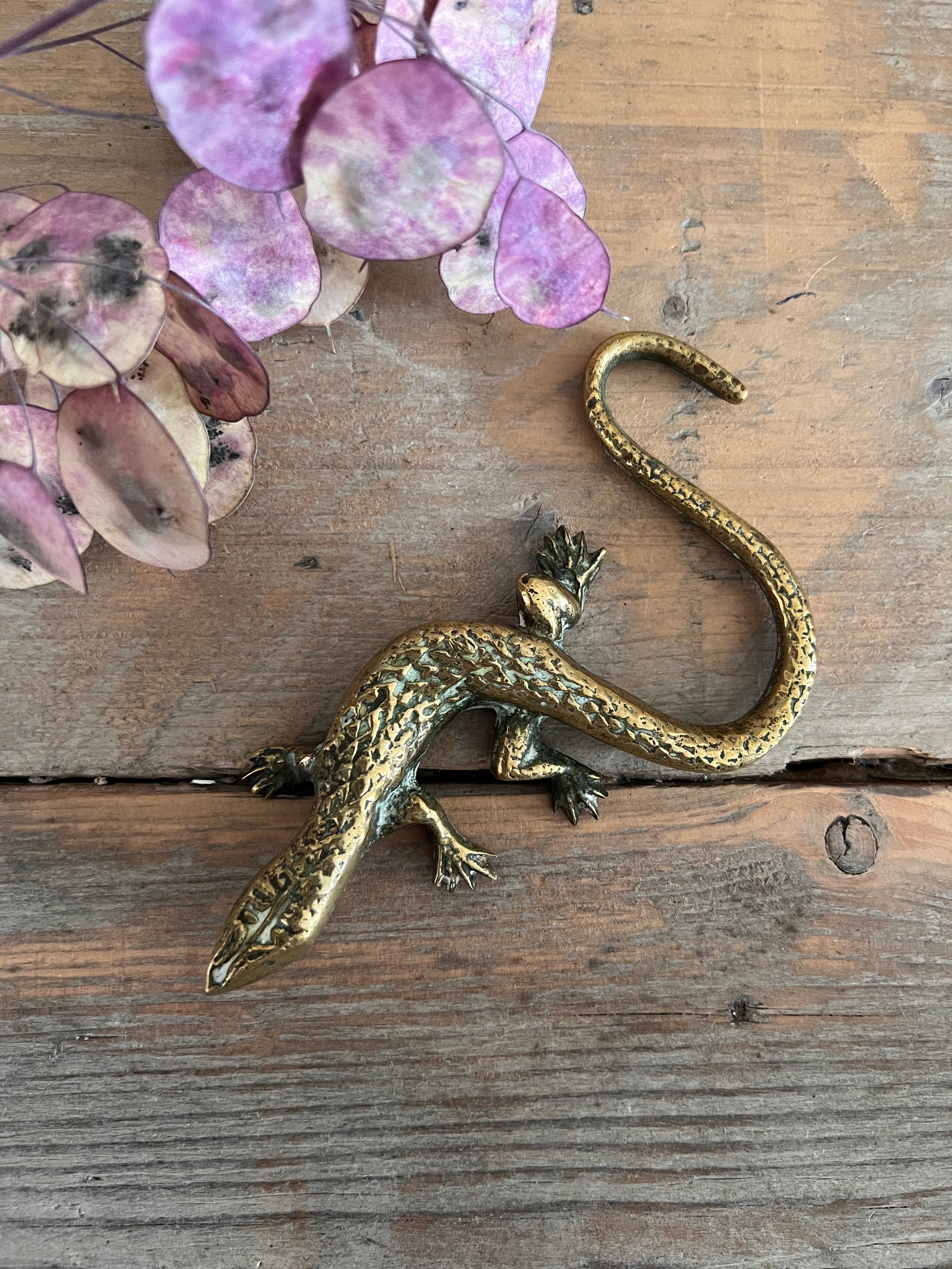 Messing salamander