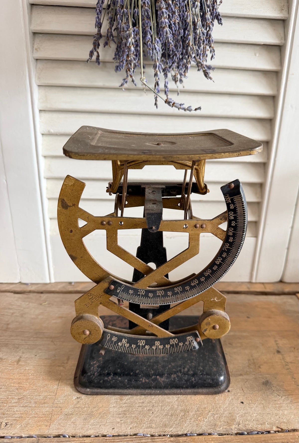 Jacob Maul,Bilateral, brievenweegschaal, oude postweegschaal, mechanisch, Duitsland, vintage kantoorartikel, metalen brievenweegschaal, vintage verzamelobject, vintage bureau decoratie, Sofia&