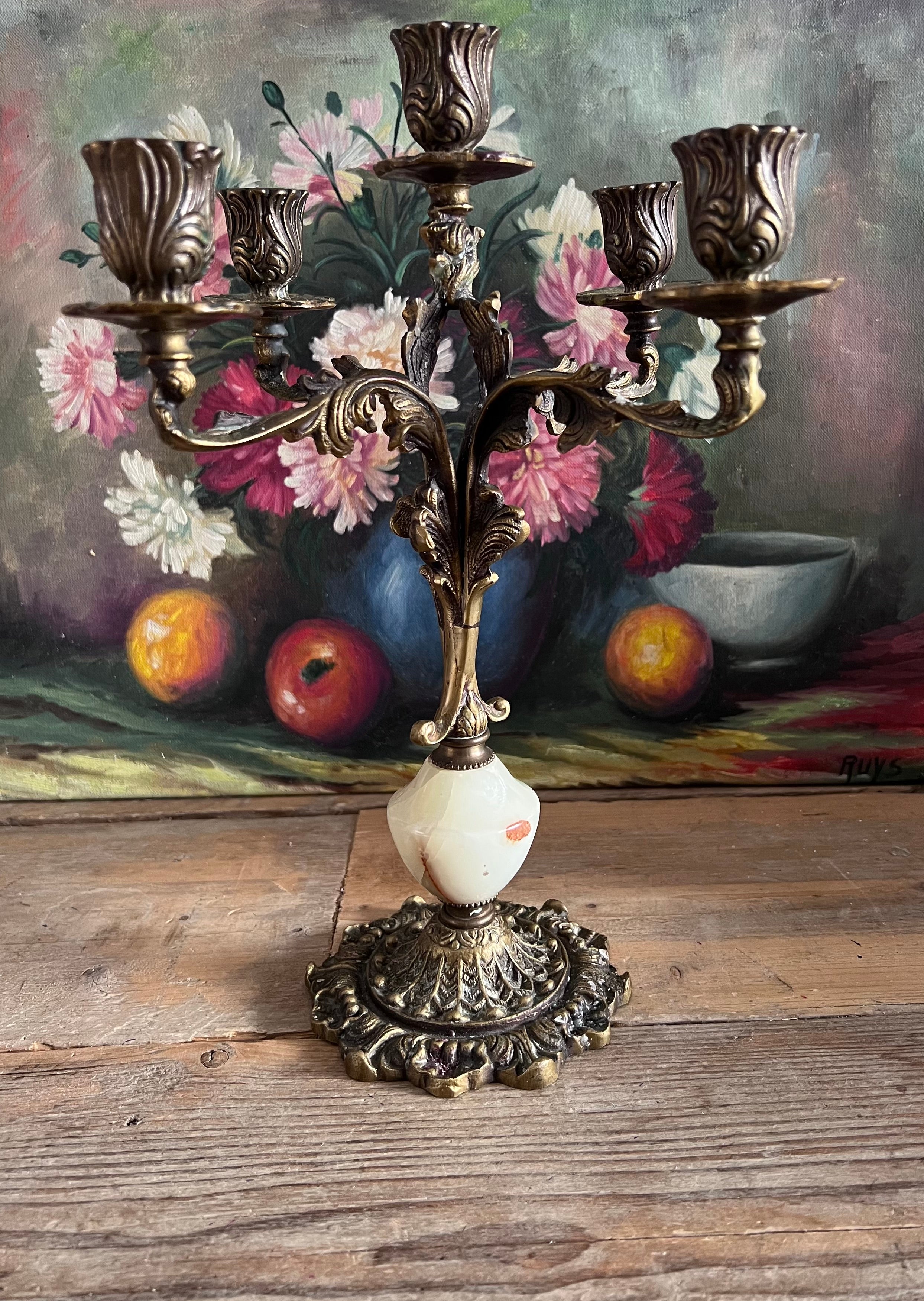 vintage messing kandelaar, messing kandelaar jaren 60, kandelaar met onyx, retro kandelaar, vintage interieur decoratie, messing kandelaar vintage, jaren 60 kandelaar