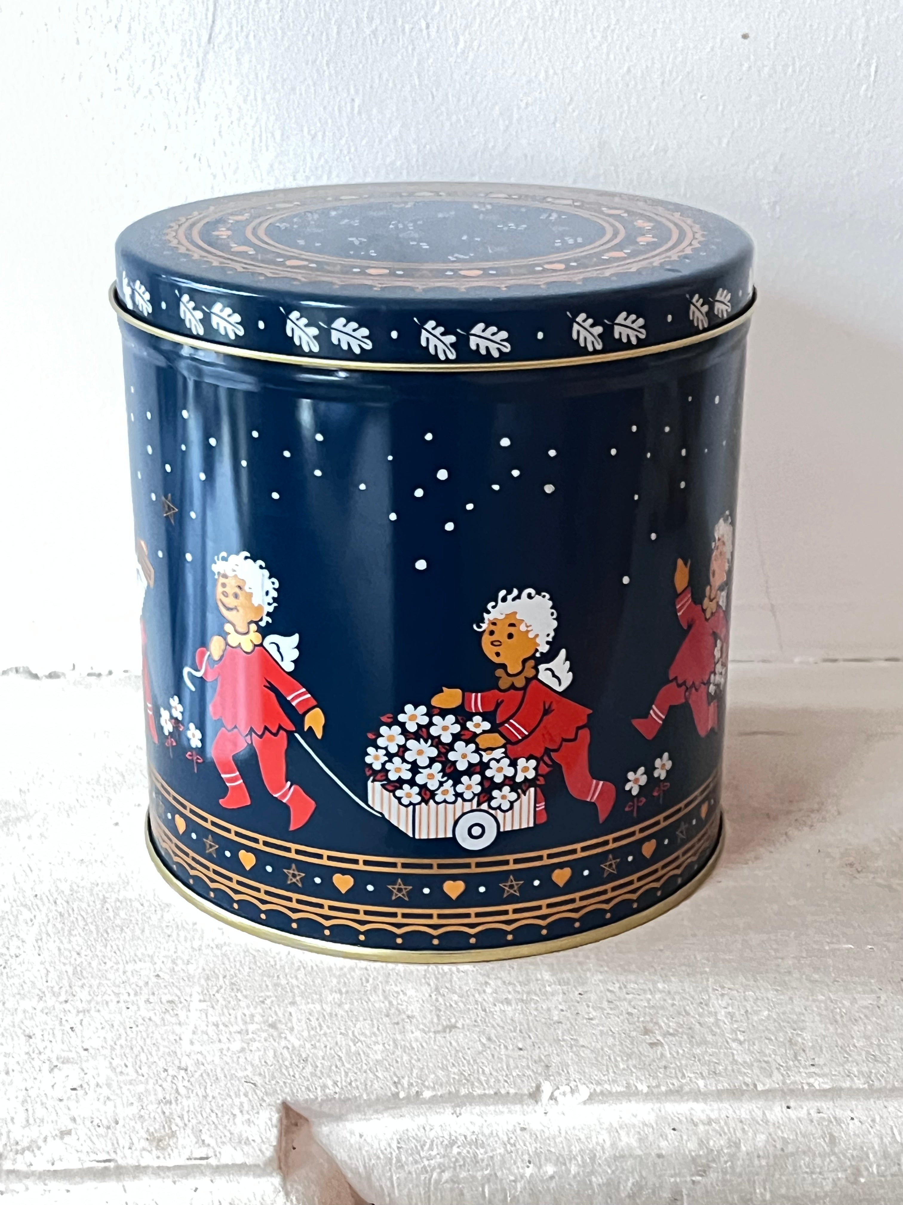 Koekblik Karen Volf, kerstblik, blik, winterblik, gersteblik, kerstengelen, Vintage kerstblik Karen Volf