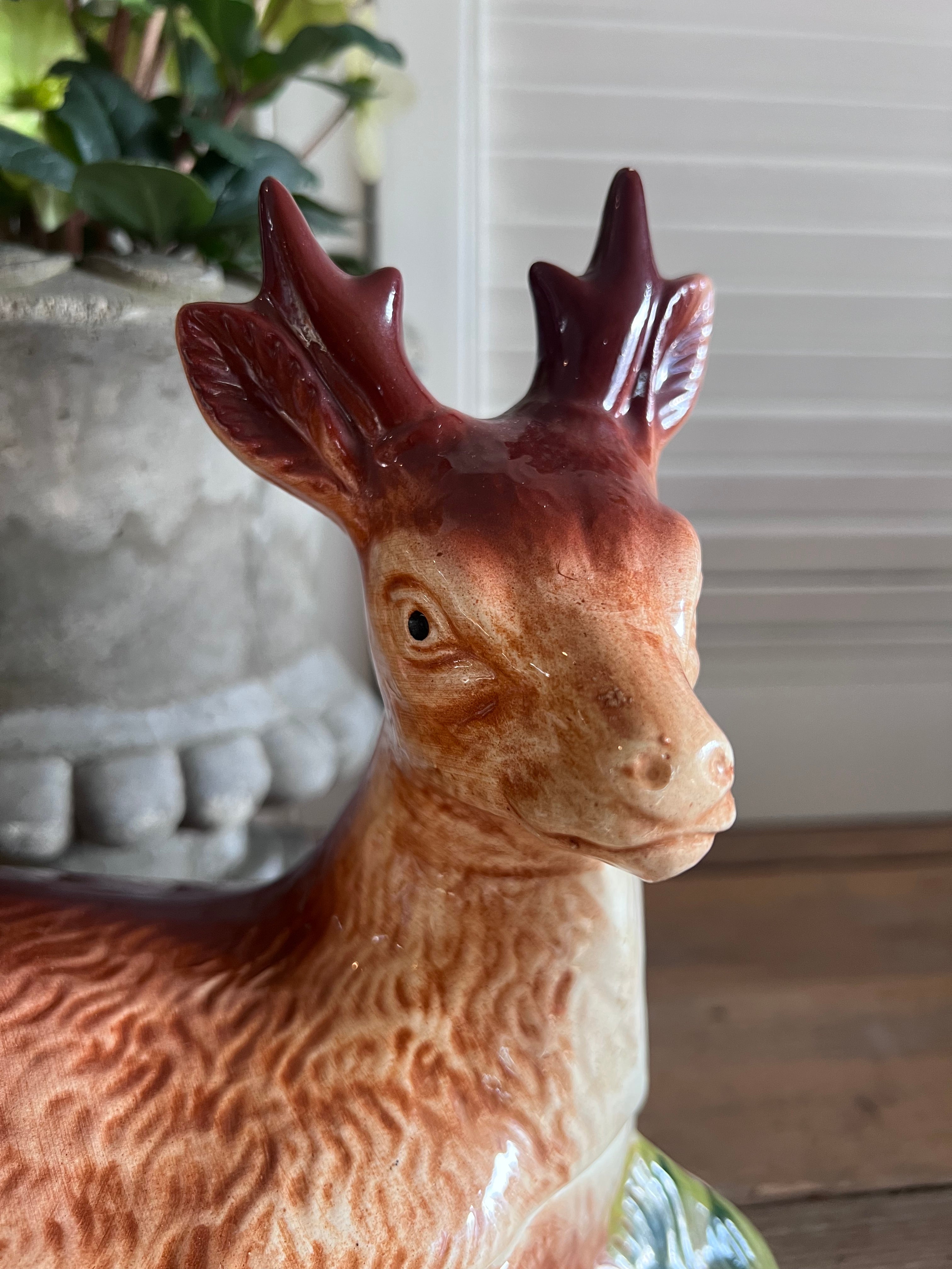 vintage paté terrine,paté terrine hert vorm, Michel Caugant terrine, jaren 60 aardewerk terrine,gesigneerde paté terrine, retro terrine aardewerk, decoratieve paté schaal, verzamelobject aardewerk, Franse terrine jaren 60,exclusieve paté terrine