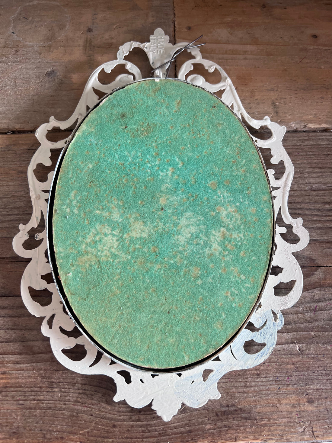 vintage barok lijst, bloemen afbeelding lijst, metalen lijst barok, barok lijst met metaalkader, vintage wanddecoratie, bloemen kunstwerk lijst, klassieke fotolijst, metalen lijst vintage, decoratieve lijst barokstijl, barok wandlijst