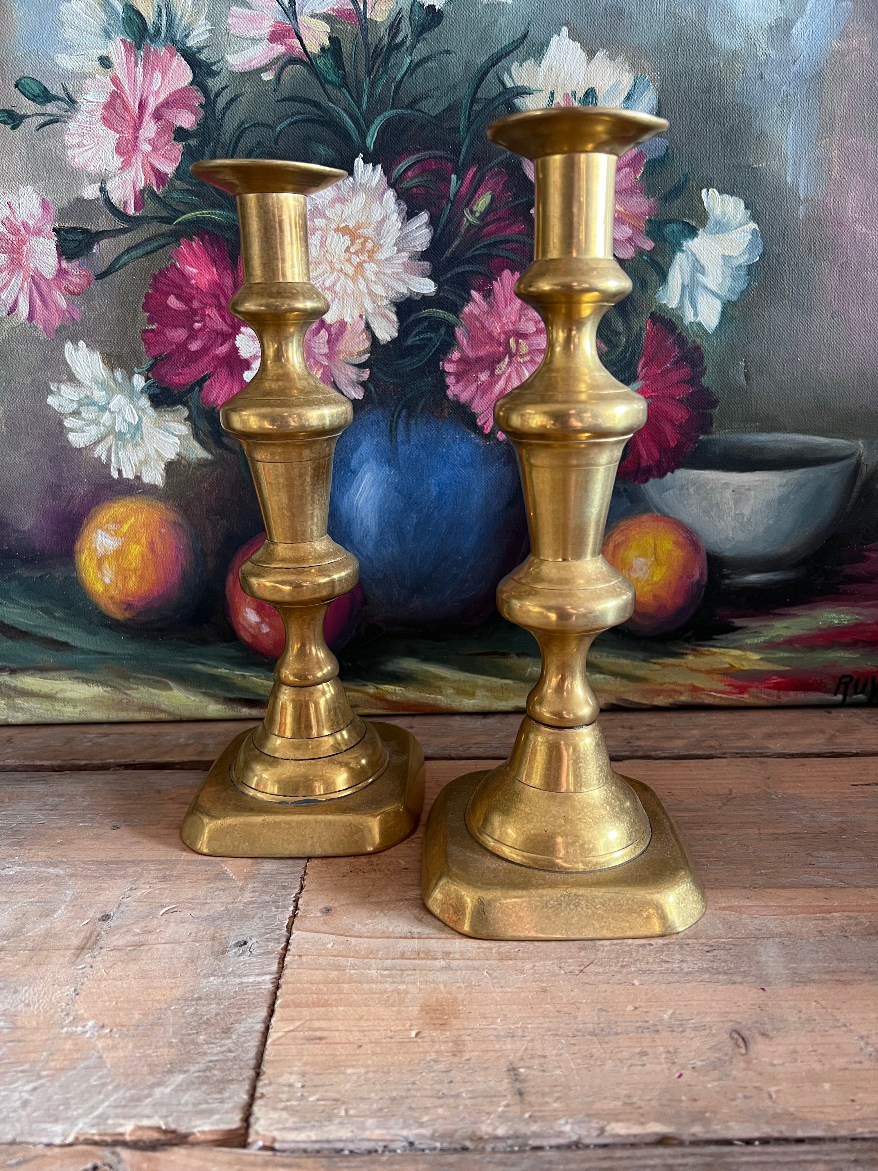 antieke messing kandelaren, vintage kaarsenhouders, antiek messing kandelaar set, kaarsenhouders rond 1900, authentieke antieke kandelaar, messing kandelaars kopen