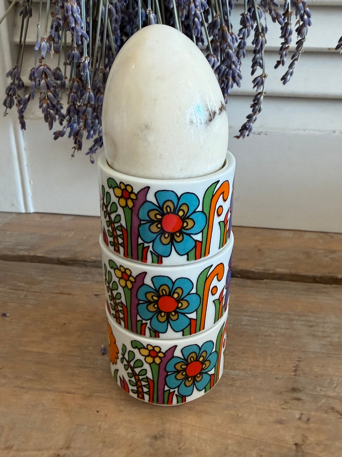 Villeroy Boch Acapulco, Acapulco eierdopje met kleurrijke bloemen en vogels, retro eierdop, vintage eierdop, retro servies jaren 70, Acapulco servies kopen, vintage ontbijtservies, Sofia&