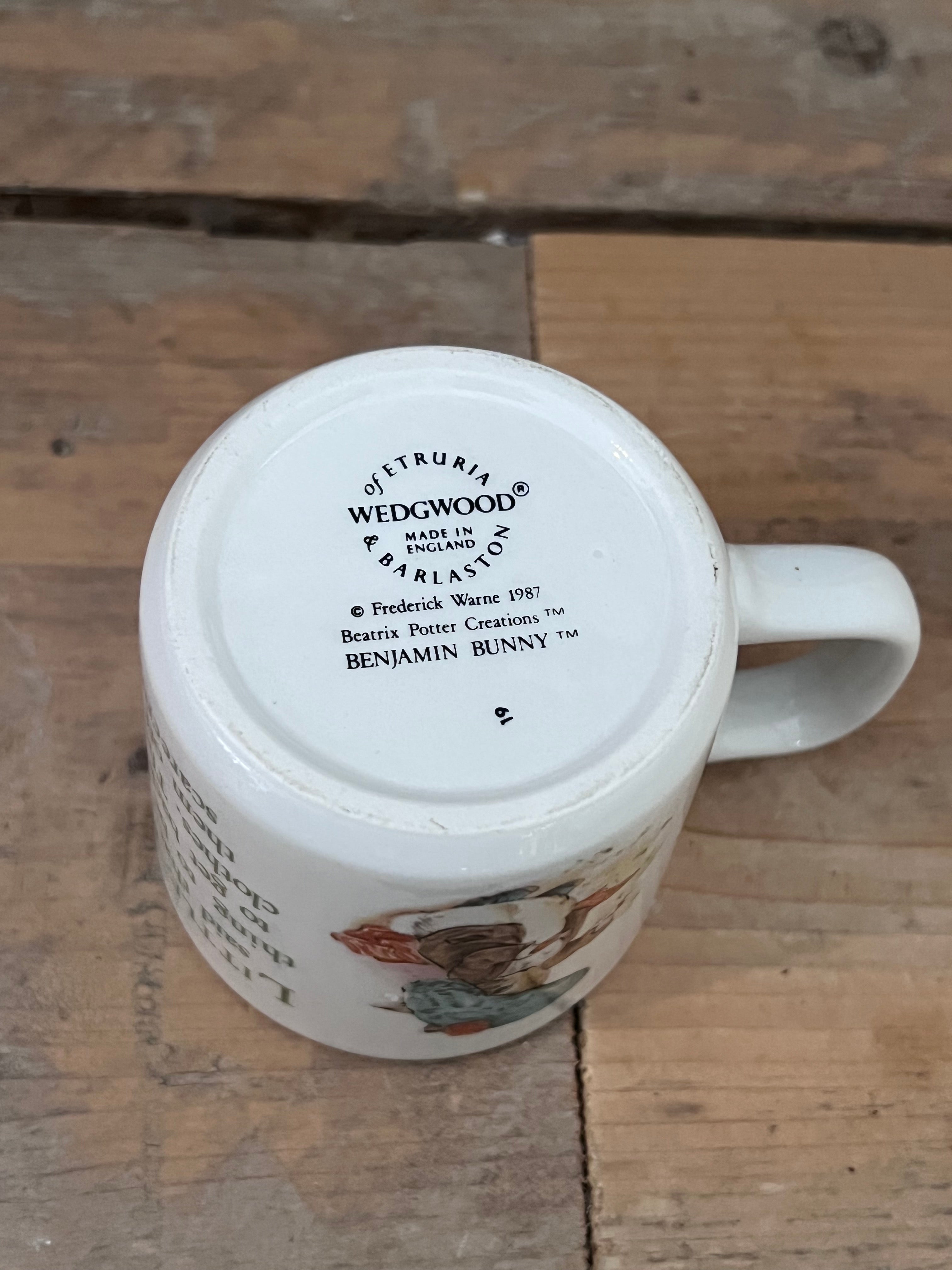 Little Benjamin beker, Wedgwood porselein beker, porseleinen kinderbeker, Wedgwood kinderservies, Little Benjamin servies, kindvriendelijke porseleinen beker, cadeau kinderbeker, duurzaam porselein, bekers Wedgwood, klassieke kinderbekers.