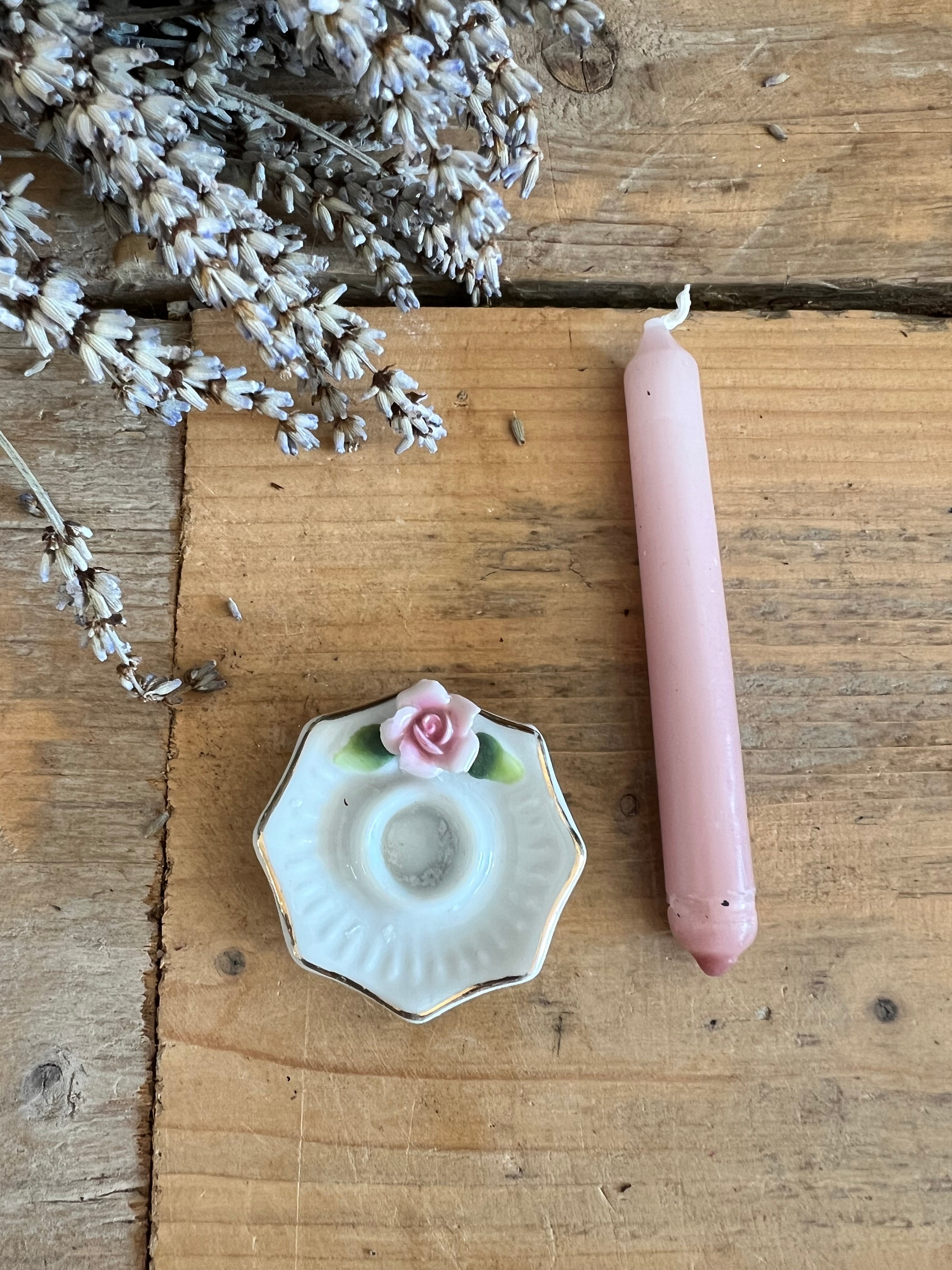 Vintage kandelaartje met kaarsje