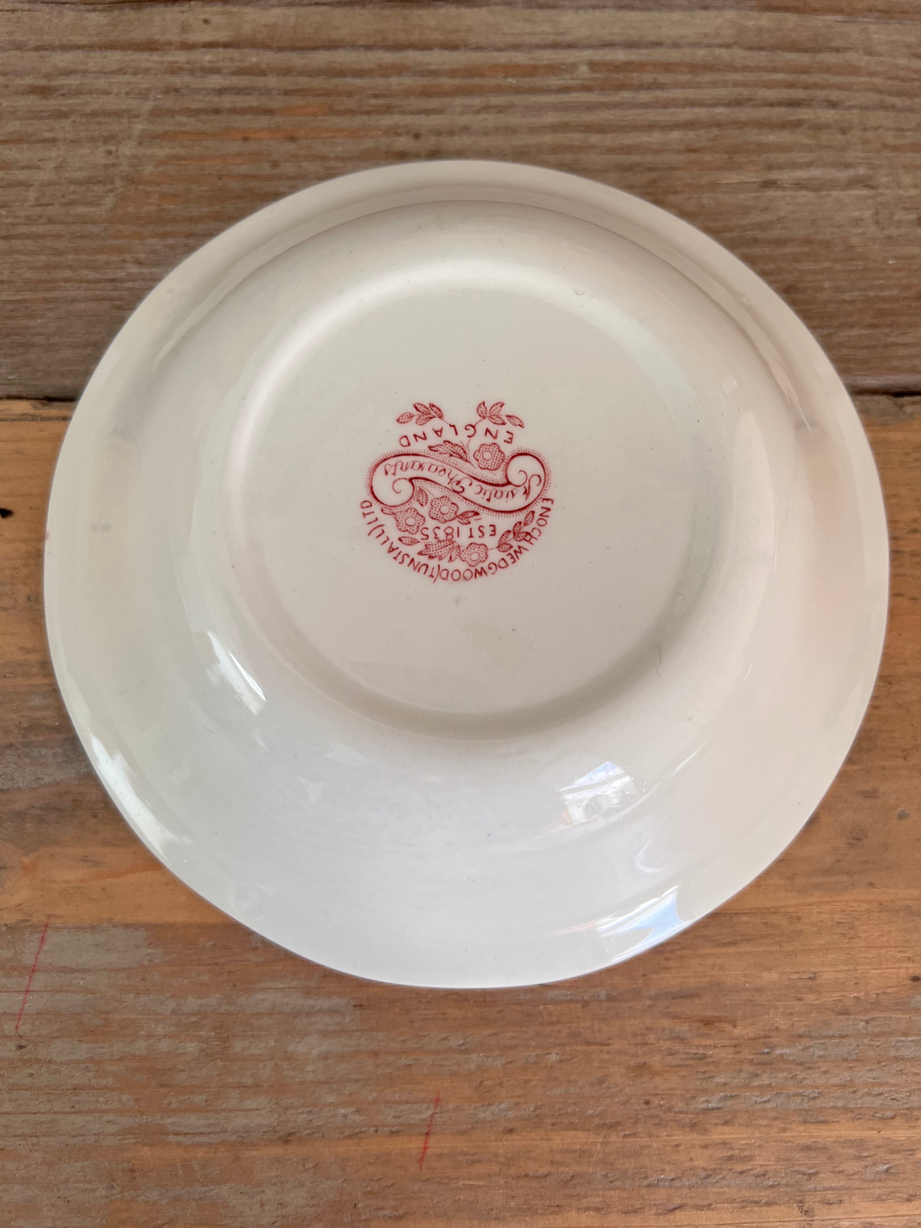 Dish Asiatic Pheasants red