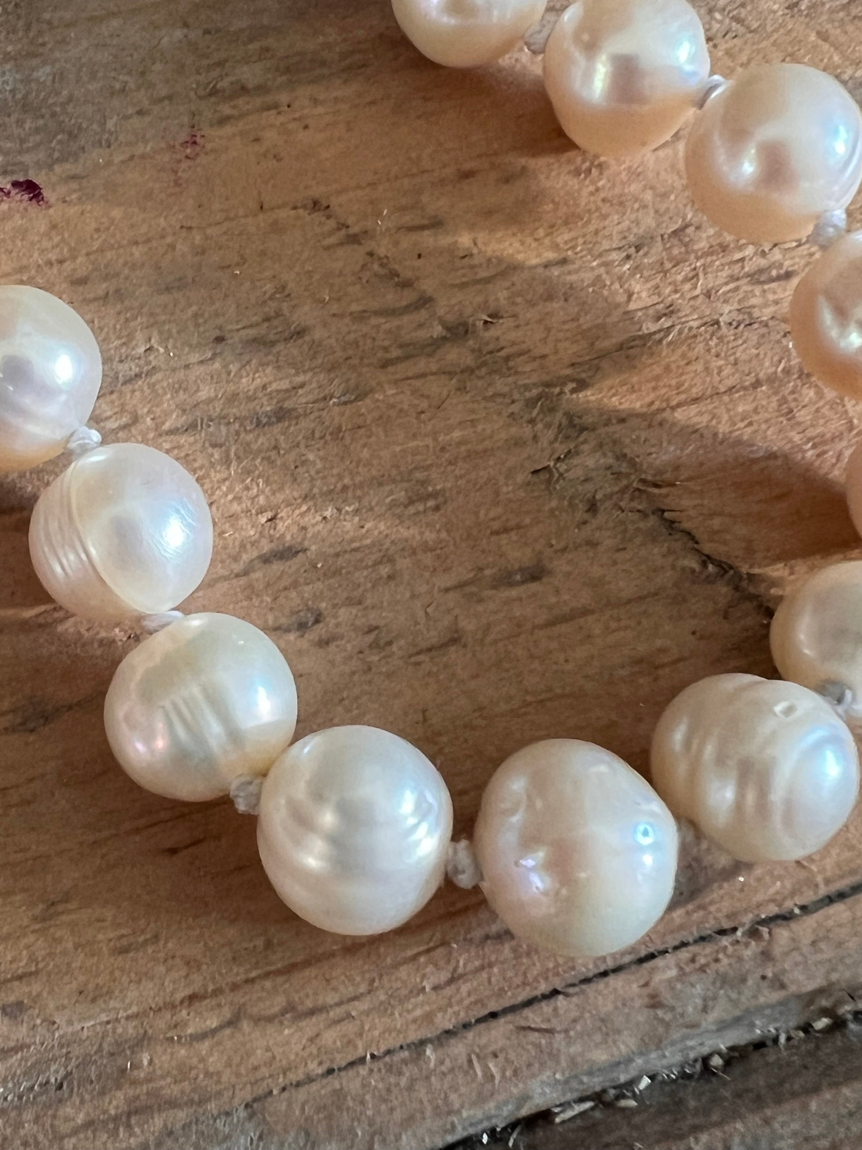 Handgeknoopte zoetwaterparel ketting