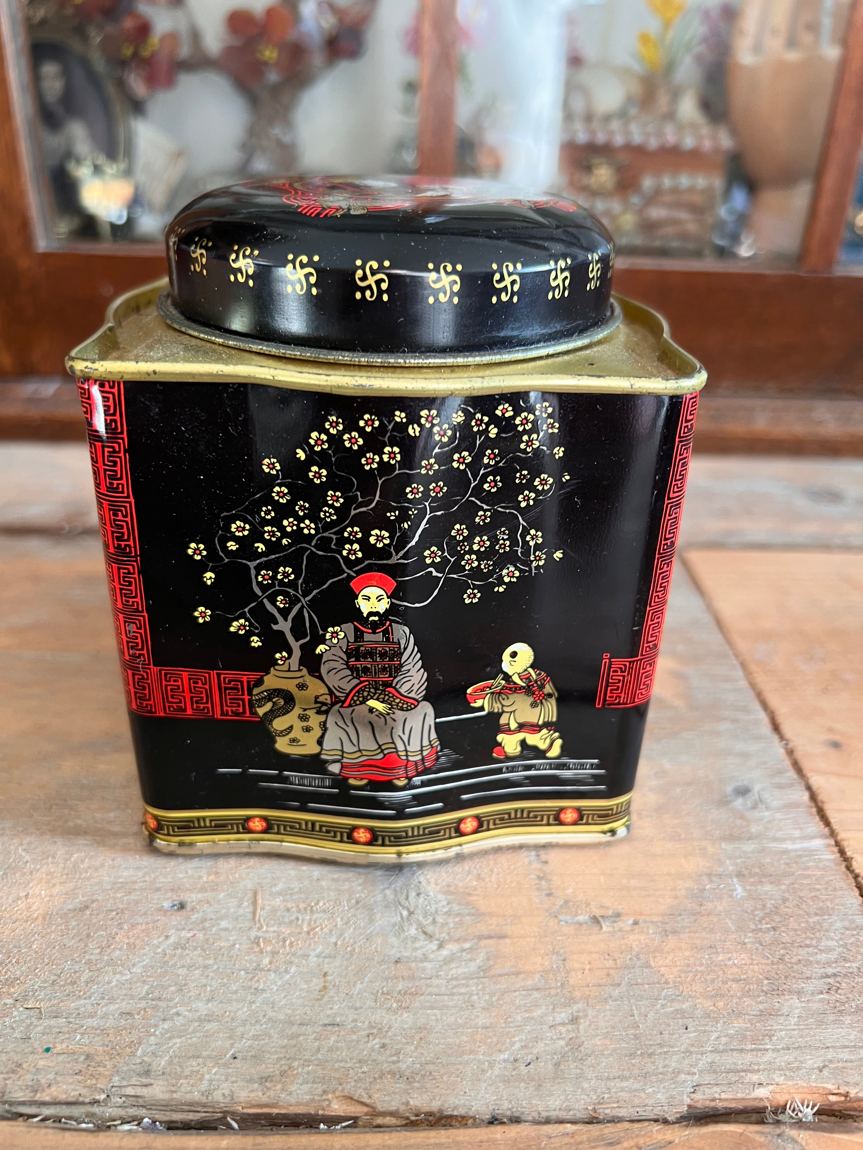 Chinesische Teedose mit Deckel